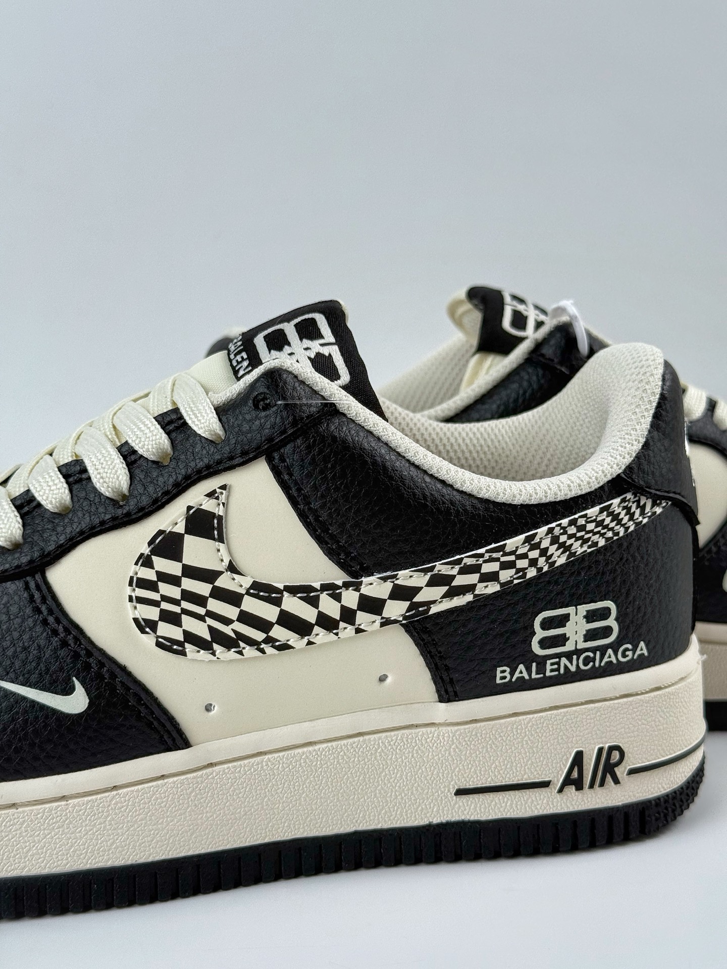 260 Nike Air Force 1 Low 07 x Balenciaga 米黑创意小勾  HJ3318-003
