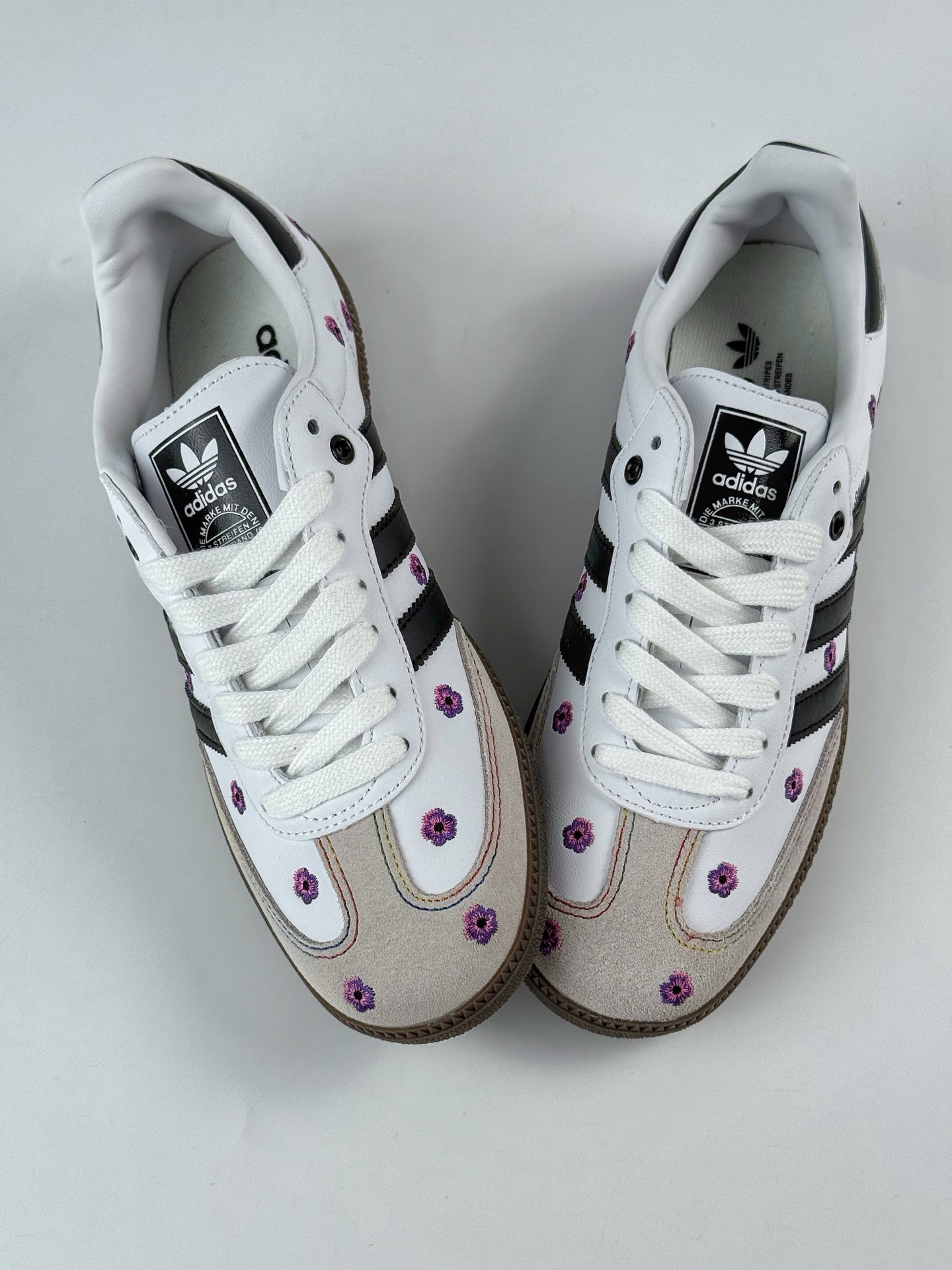 160 adidoriginals Samba OG 灰白小花 IF4390-Chinese UA Cheap High Quatity Brand Clothes Bags handbags Sneakers wholesale wholesaler seller from China Factory suppliers Fashion Clothing Shoes best Quality Beautiful Price 160 adidoriginals Samba OG 灰白小花 IF4390