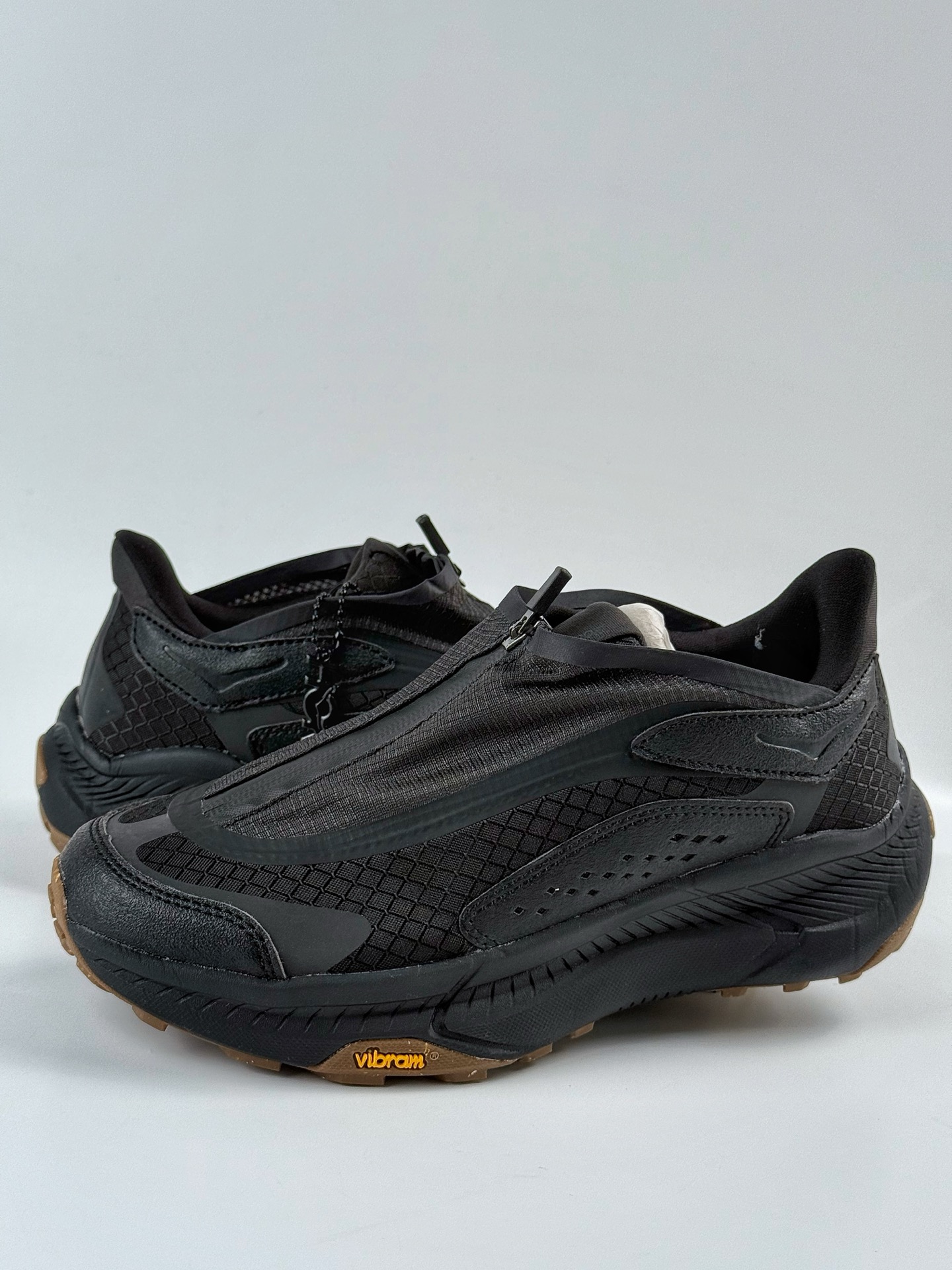 190 HOKA ONE ONE U PROJECT TRANSPORT 低帮专业越野跑步鞋  1162850/CRBN
