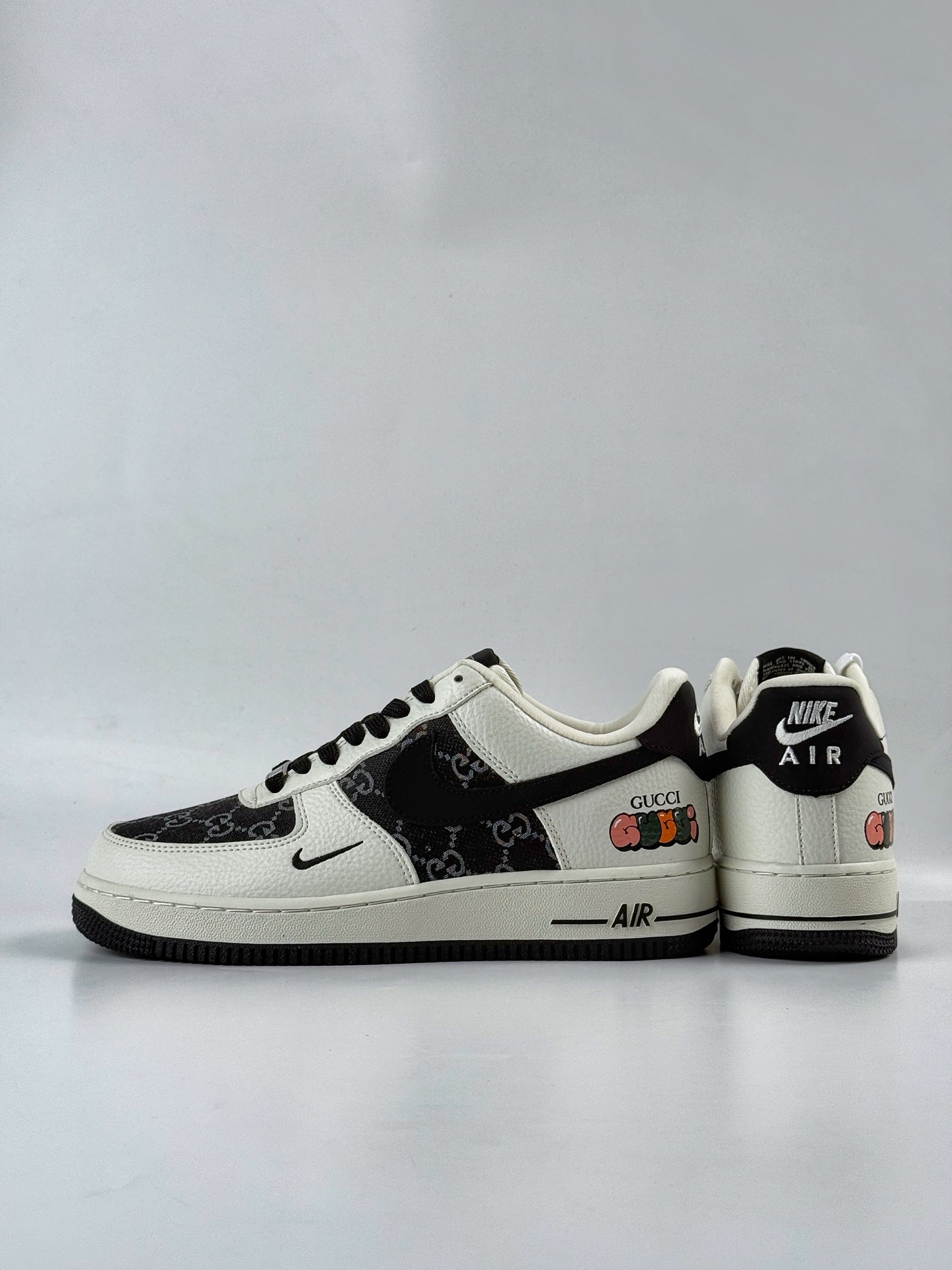 260 Nike Air Force 1 Low 07 x GUCCI 白黑小勾  SC0601-571