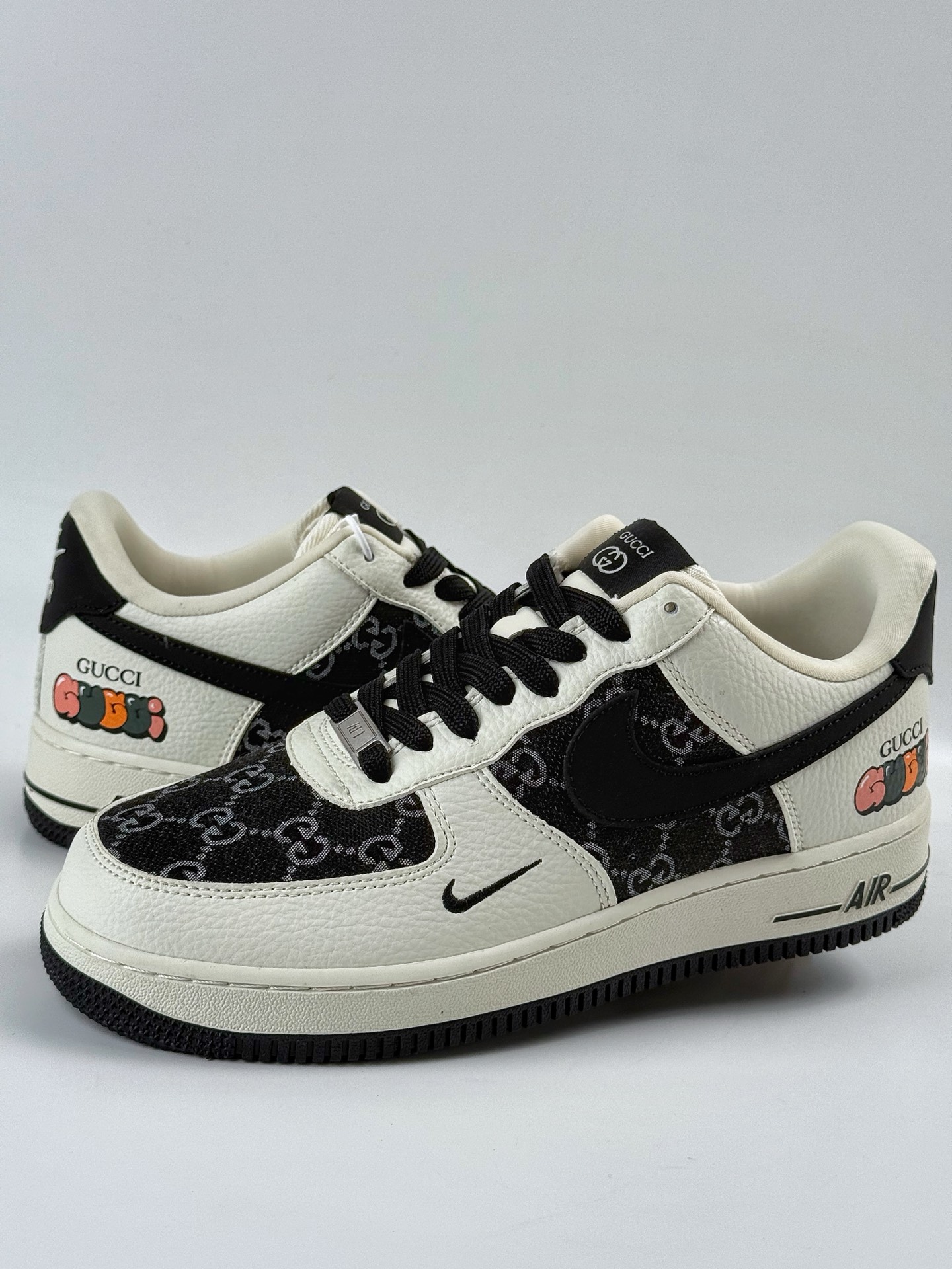 260 Nike Air Force 1 Low 07 x GUCCI 白黑小勾  SC0601-571