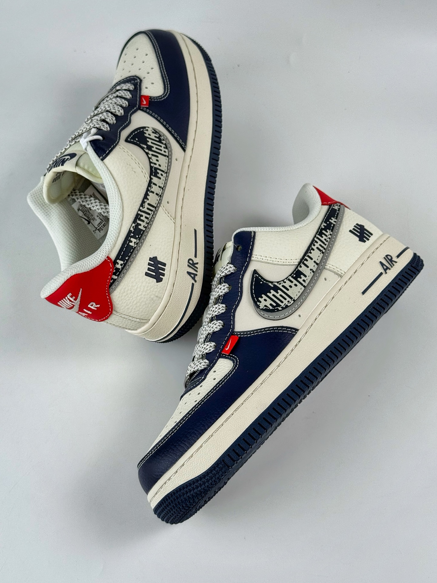 260 Nike Air Force 1 Low 07 x UNDEFEATED 蓝白满天星  JP8028-005