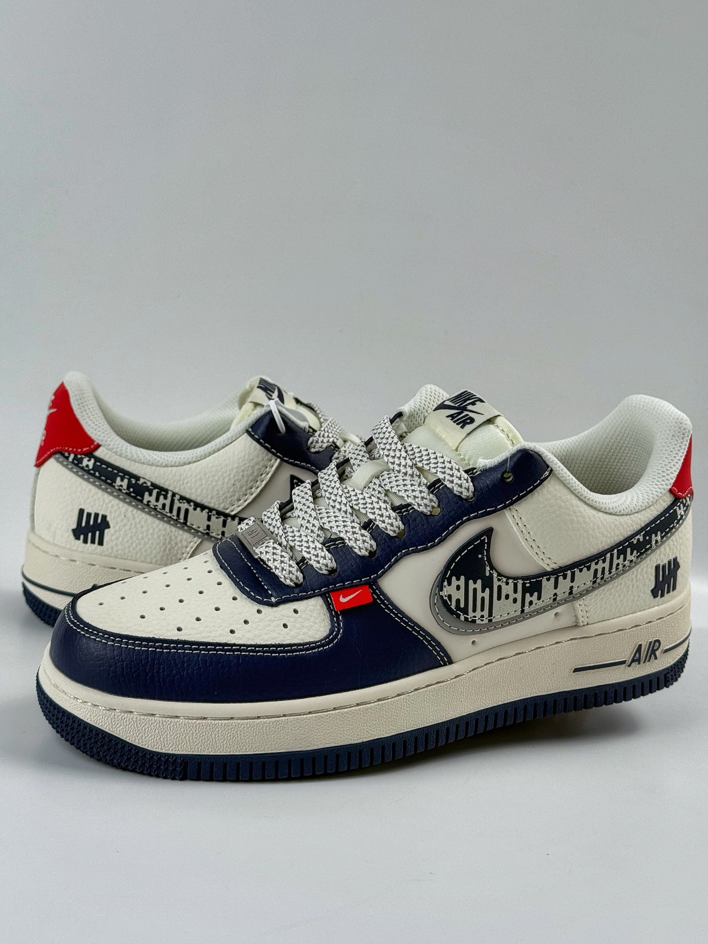 260 Nike Air Force 1 Low 07 x UNDEFEATED 蓝白满天星  JP8028-005