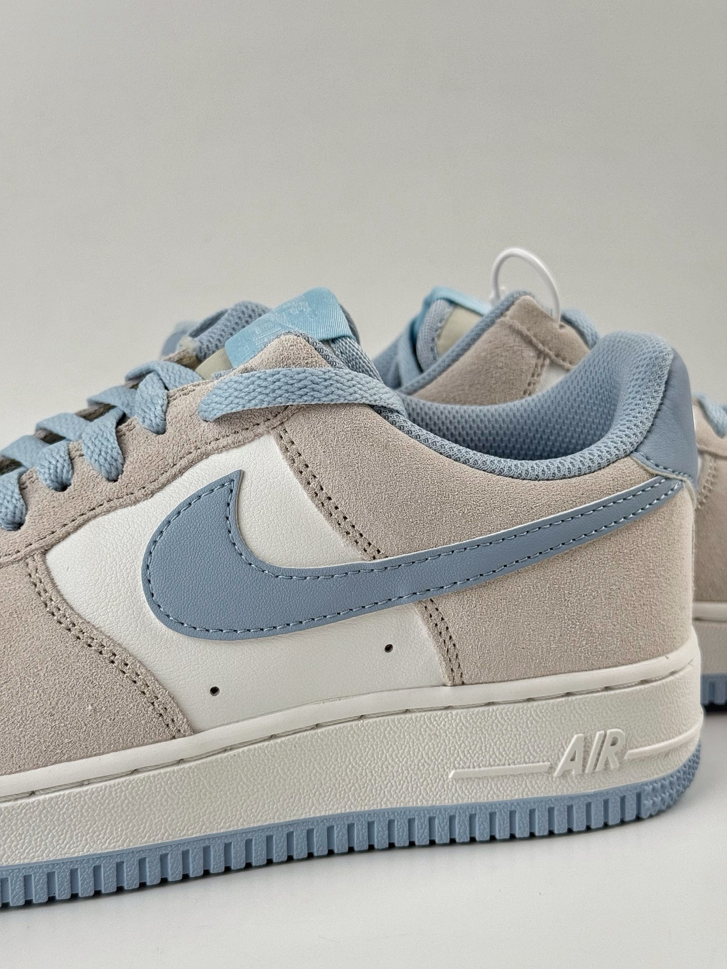200 Nike Air Force 1 Low 07 灰蓝  FQ8714-005