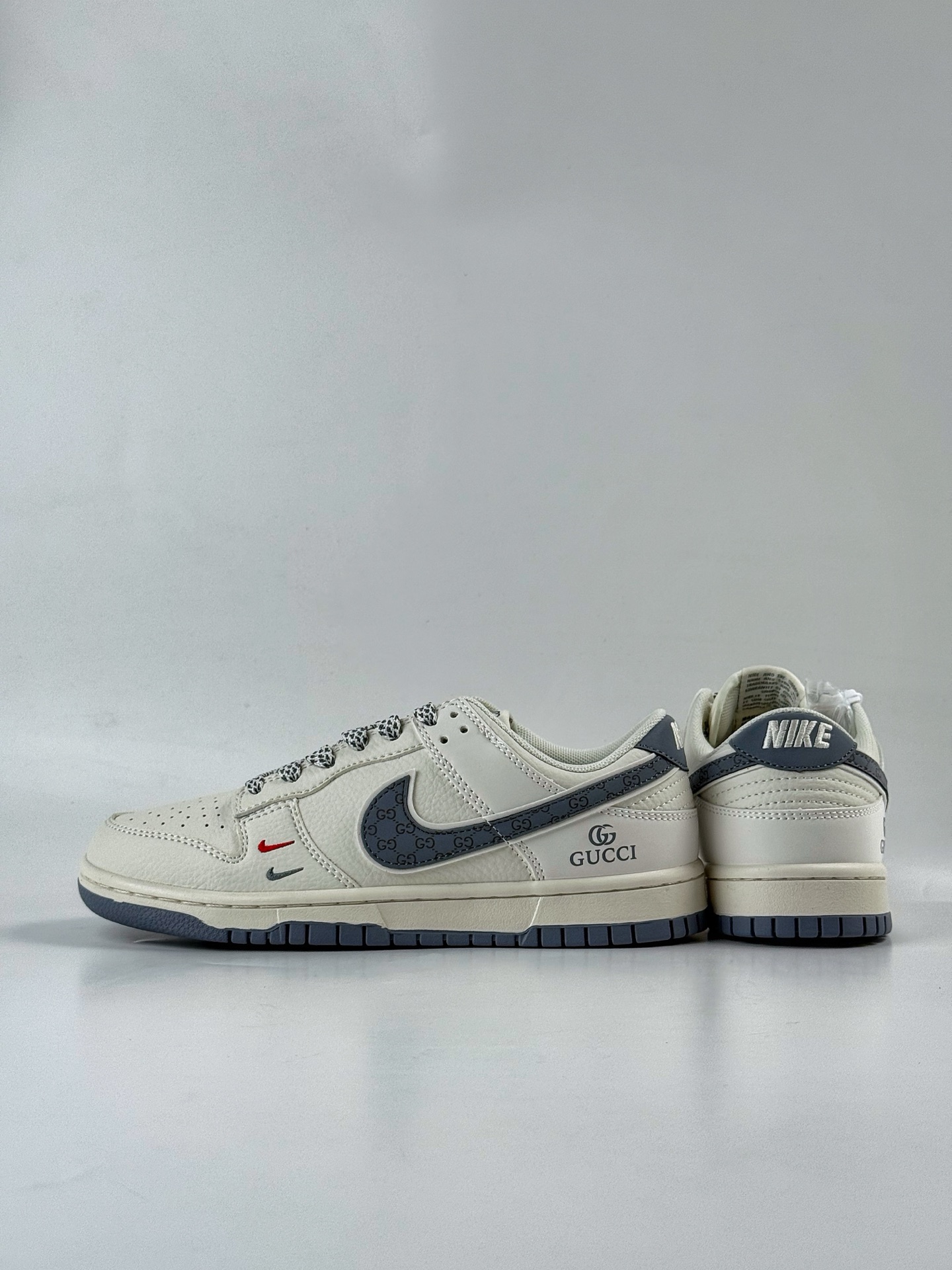 280 Nike SB Dunk Low x GUCCI 白灰双小勾满天星  CS1688-121