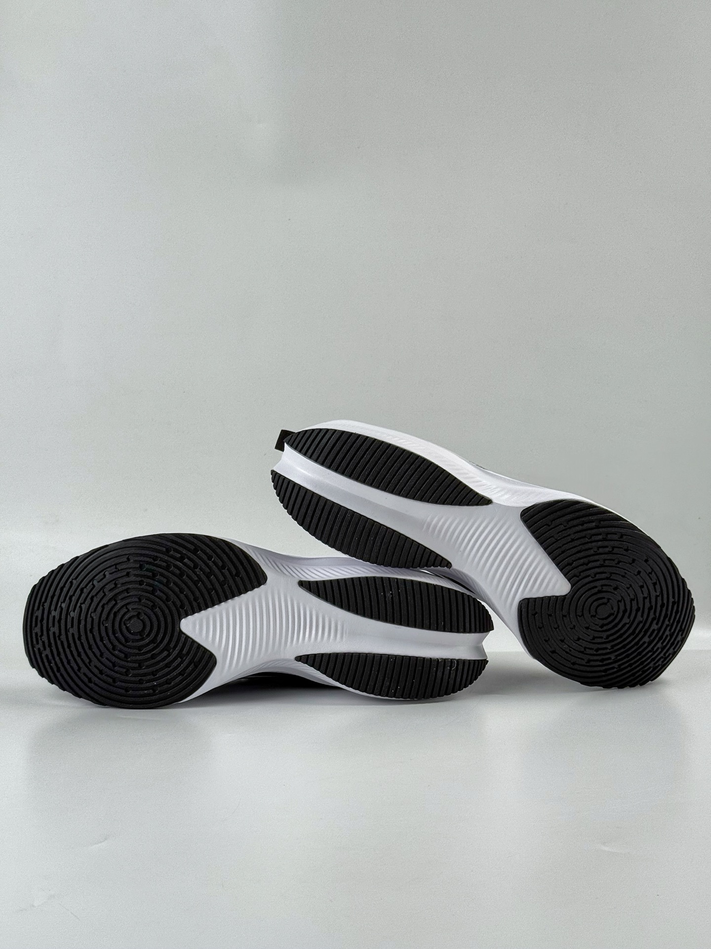 200 NIKE ZOOM PLUS x BAPE 全新跑鞋  CK4318-156