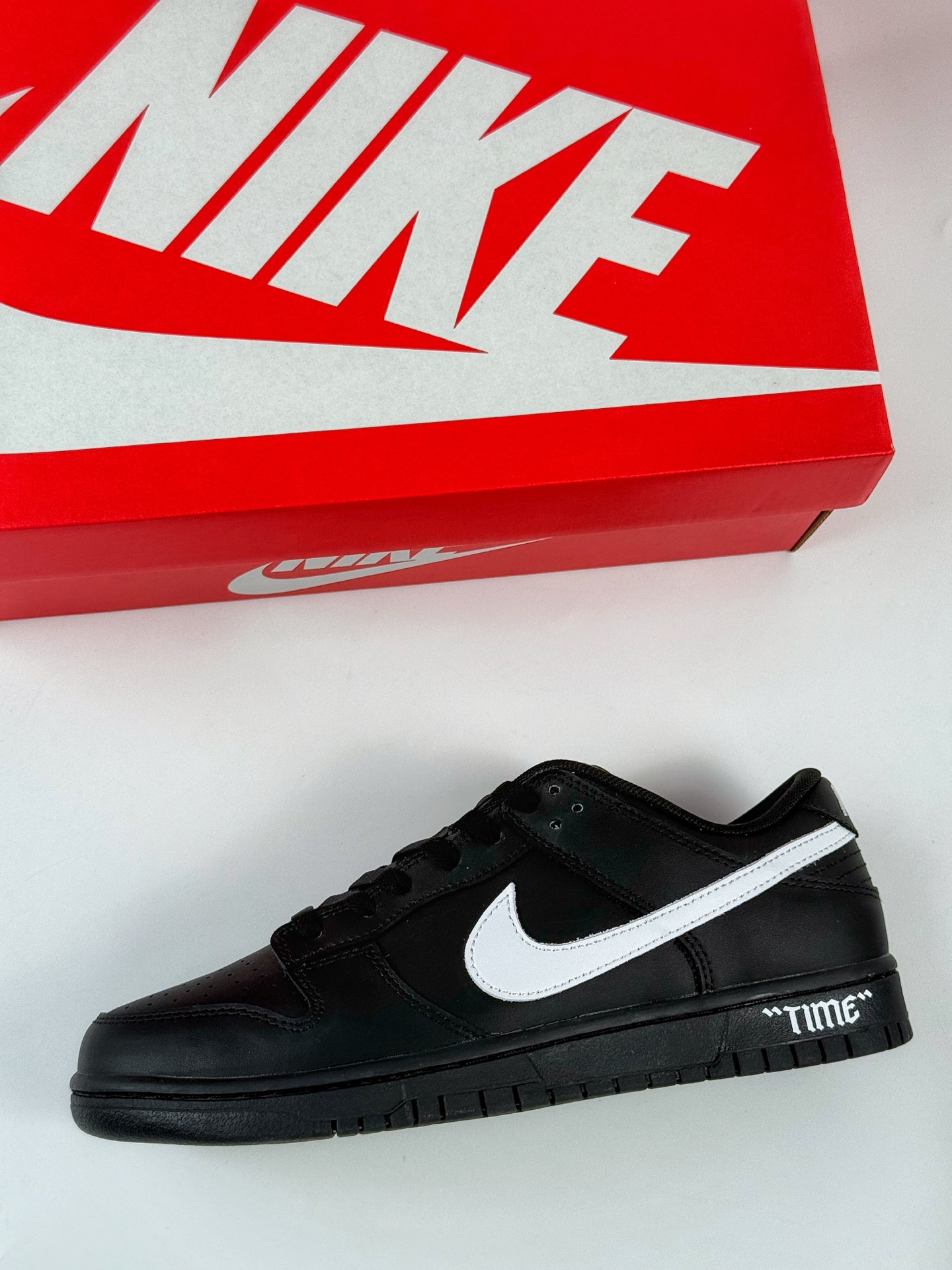 260 Nike SB Dunk Low 黑武士 机能熊猫 高级哑光黑  HF5441-100