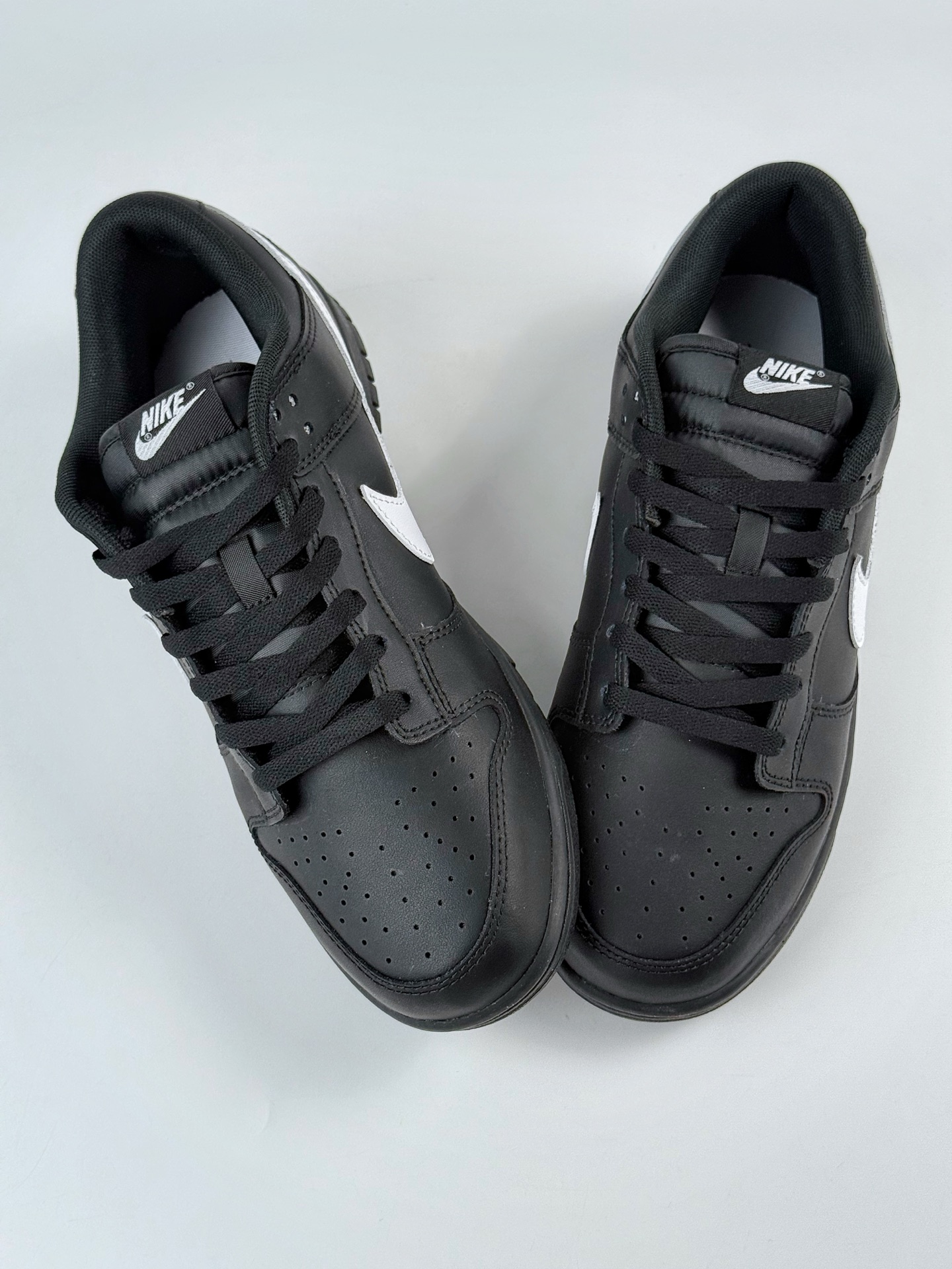 260 Nike SB Dunk Low 黑武士 机能熊猫 高级哑光黑  HF5441-100