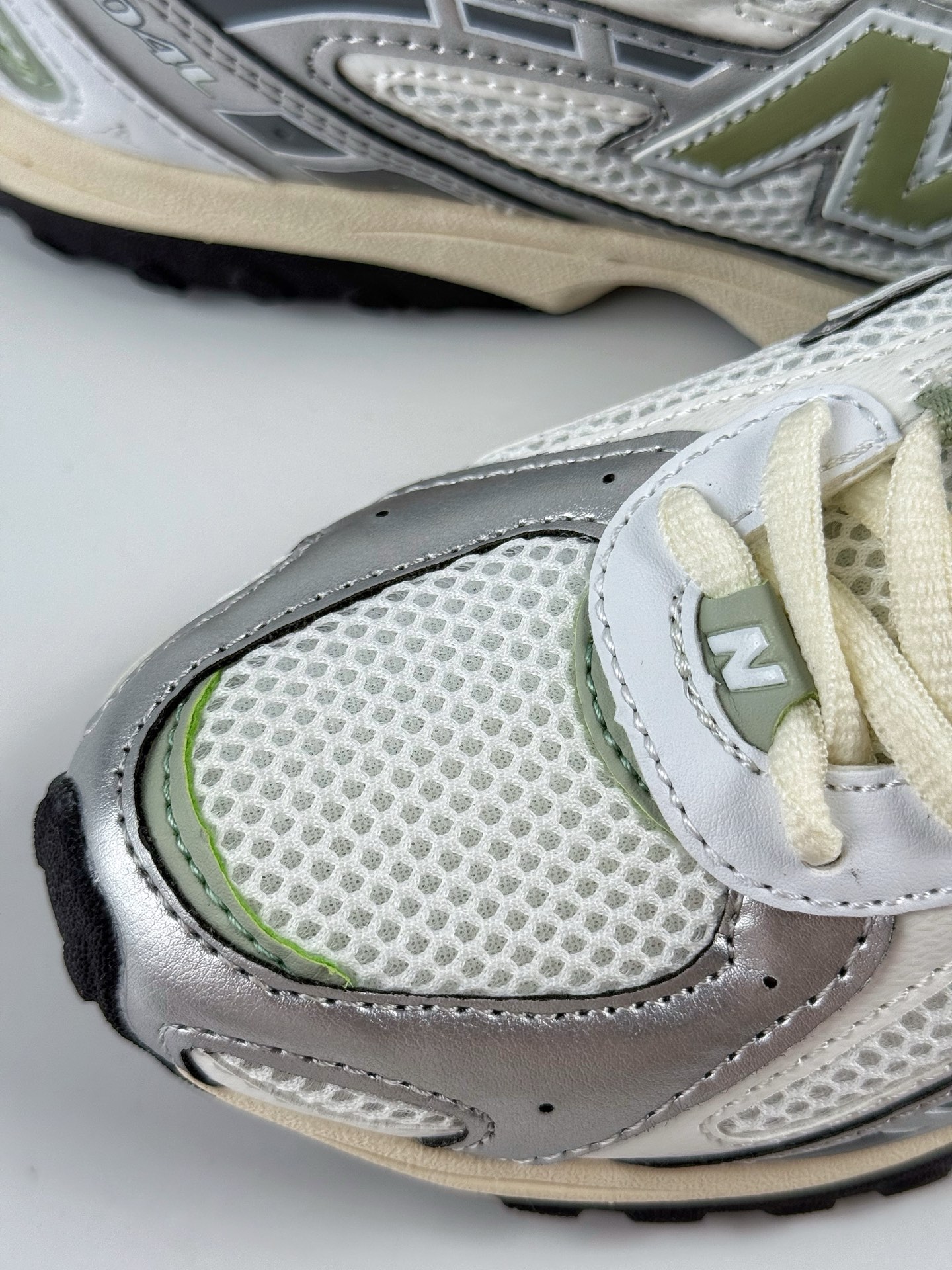 200 New Balance 新百伦204 系列 复古休闲运动百搭老爹跑步鞋 U204LSWB-Chinese UA Cheap High Quatity Brand Clothes Bags handbags Sneakers wholesale wholesaler seller from China Factory suppliers Fashion Clothing Shoes best Quality Beautiful Price 200 New Balance 新百伦204 系列 复古休闲运动百搭老爹跑步鞋 U204LSWB