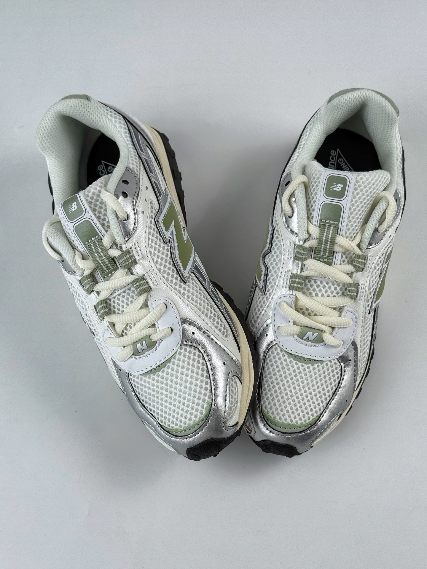 200 New Balance 新百伦204 系列 复古休闲运动百搭老爹跑步鞋 U204LSWB-Chinese UA Cheap High Quatity Brand Clothes Bags handbags Sneakers wholesale wholesaler seller from China Factory suppliers Fashion Clothing Shoes best Quality Beautiful Price 200 New Balance 新百伦204 系列 复古休闲运动百搭老爹跑步鞋 U204LSWB