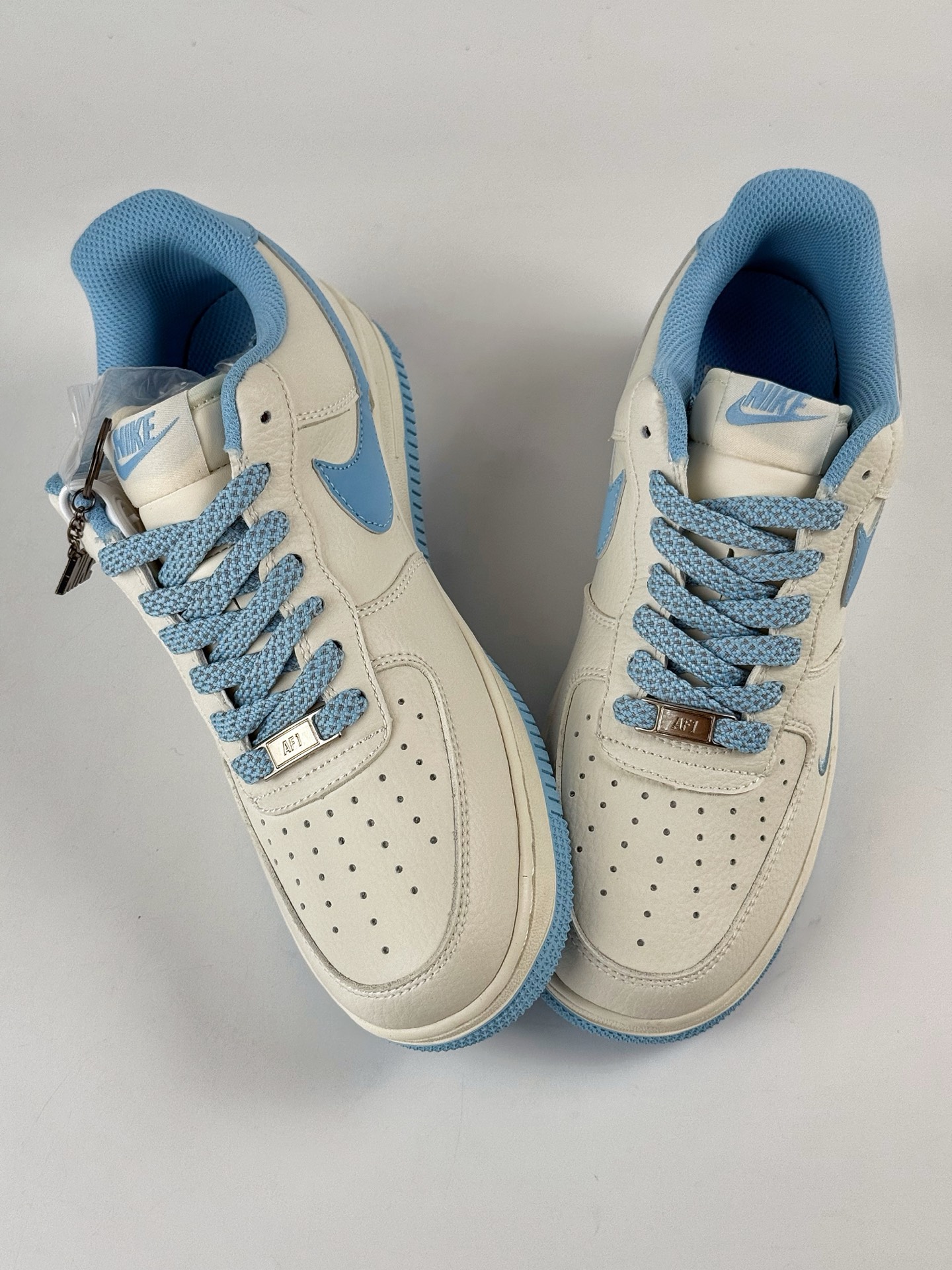 260 Nike Air Force 1 Low 07 x NIKE 米蓝小勾满天星  CS5288-030