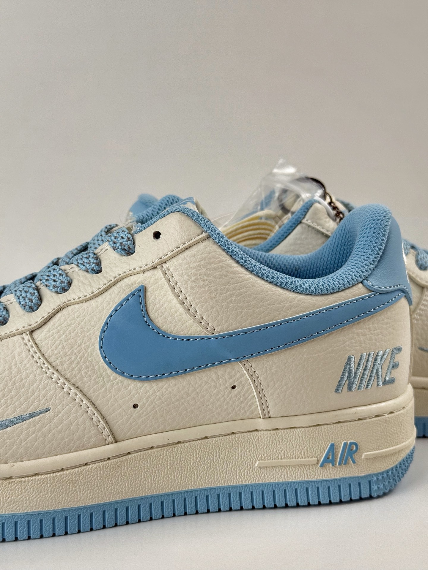260 Nike Air Force 1 Low 07 x NIKE 米蓝小勾满天星  CS5288-030