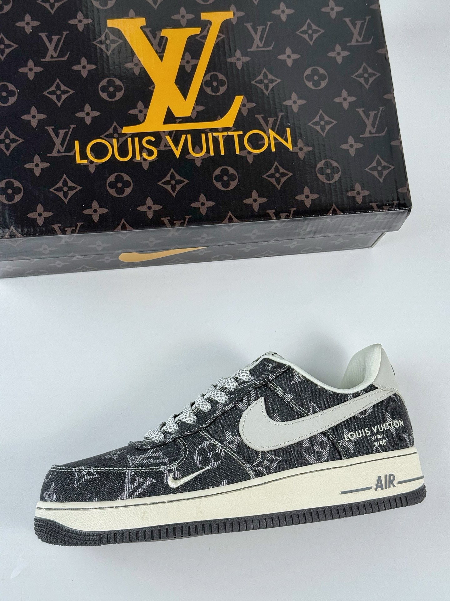 260 Nike Air Force 1 Low 07 Louis Vuitton 黑灰牛仔小勾满天星  ZD1988-003