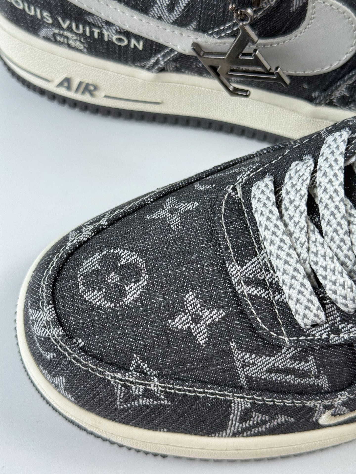 260 Nike Air Force 1 Low 07 Louis Vuitton 黑灰牛仔小勾满天星  ZD1988-003