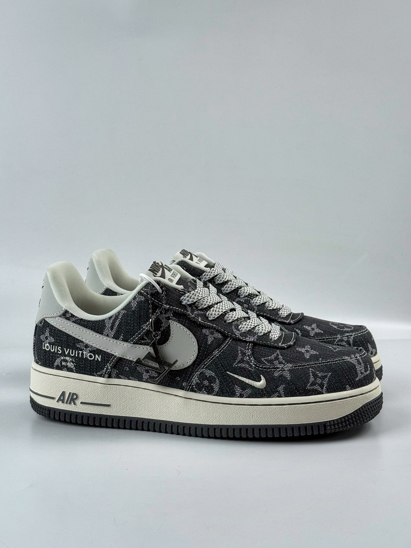 260 Nike Air Force 1 Low 07 Louis Vuitton 黑灰牛仔小勾满天星  ZD1988-003