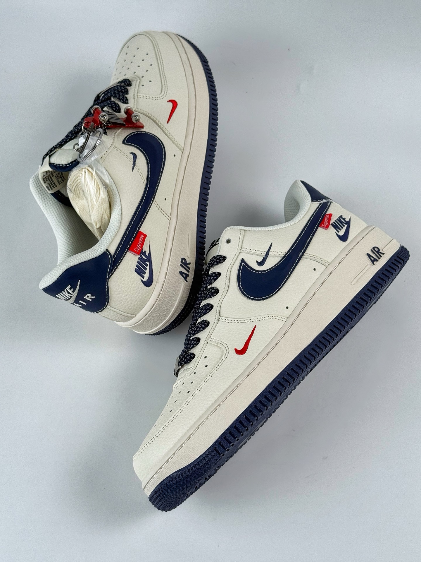 260 Nike Air Force 1 Low 07 x Supreme 白蓝三小勾满天星 HH7518-071