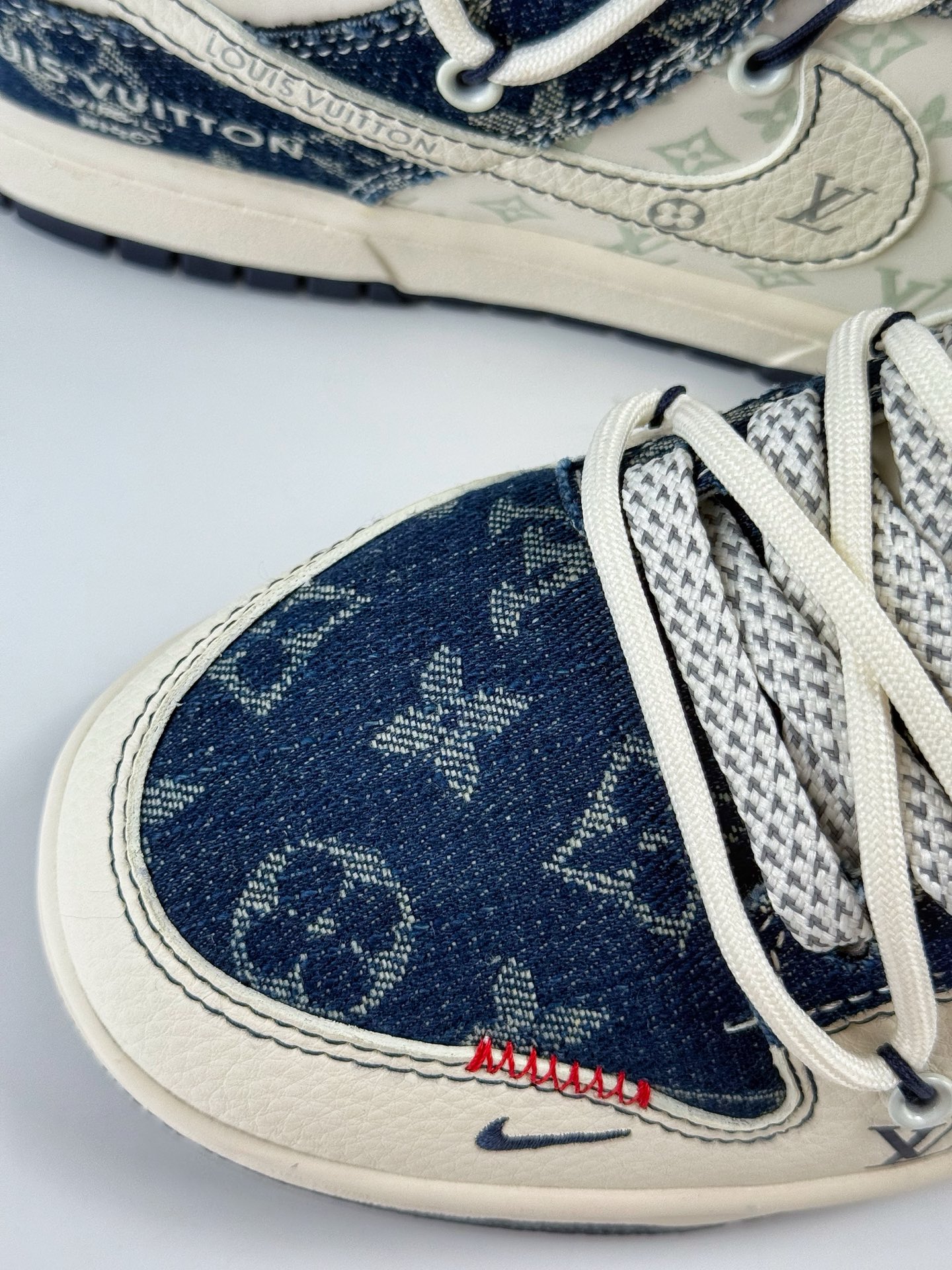 300 Nike SB Dunk Low x Louis Vuitton 白蓝牛仔小勾满天星 YX5066-376-Chinese UA Cheap High Quatity Brand Clothes Bags handbags Sneakers wholesale wholesaler seller from China Factory suppliers Fashion Clothing Shoes best Quality Beautiful Price 300 Nike SB Dunk Low x Louis Vuitton 白蓝牛仔小勾满天星 YX5066-376