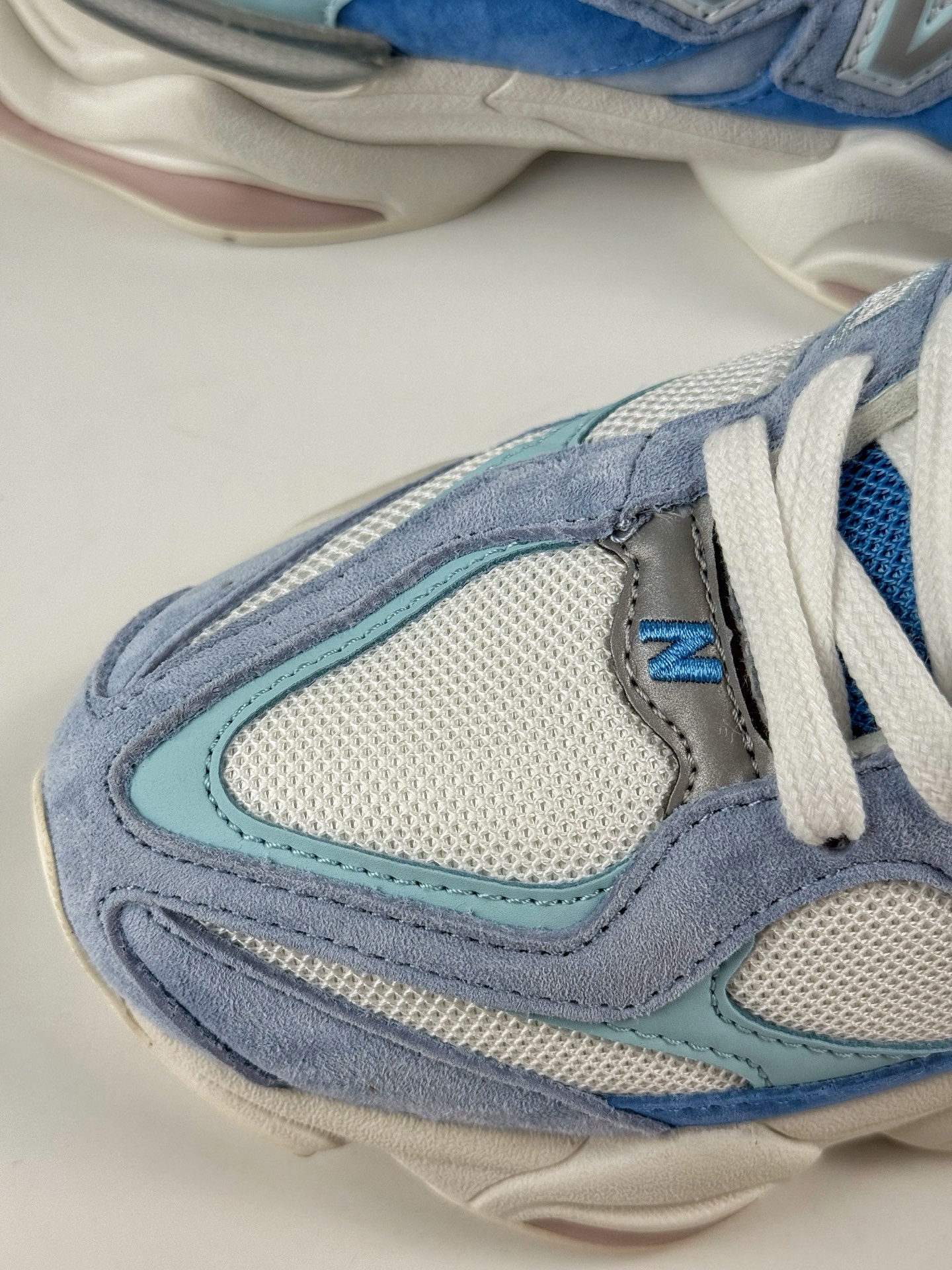 200 Joe Freshgoods x New Balance 版本 NB9060 联名款 复古休闲运动慢跑鞋  U9060NAF