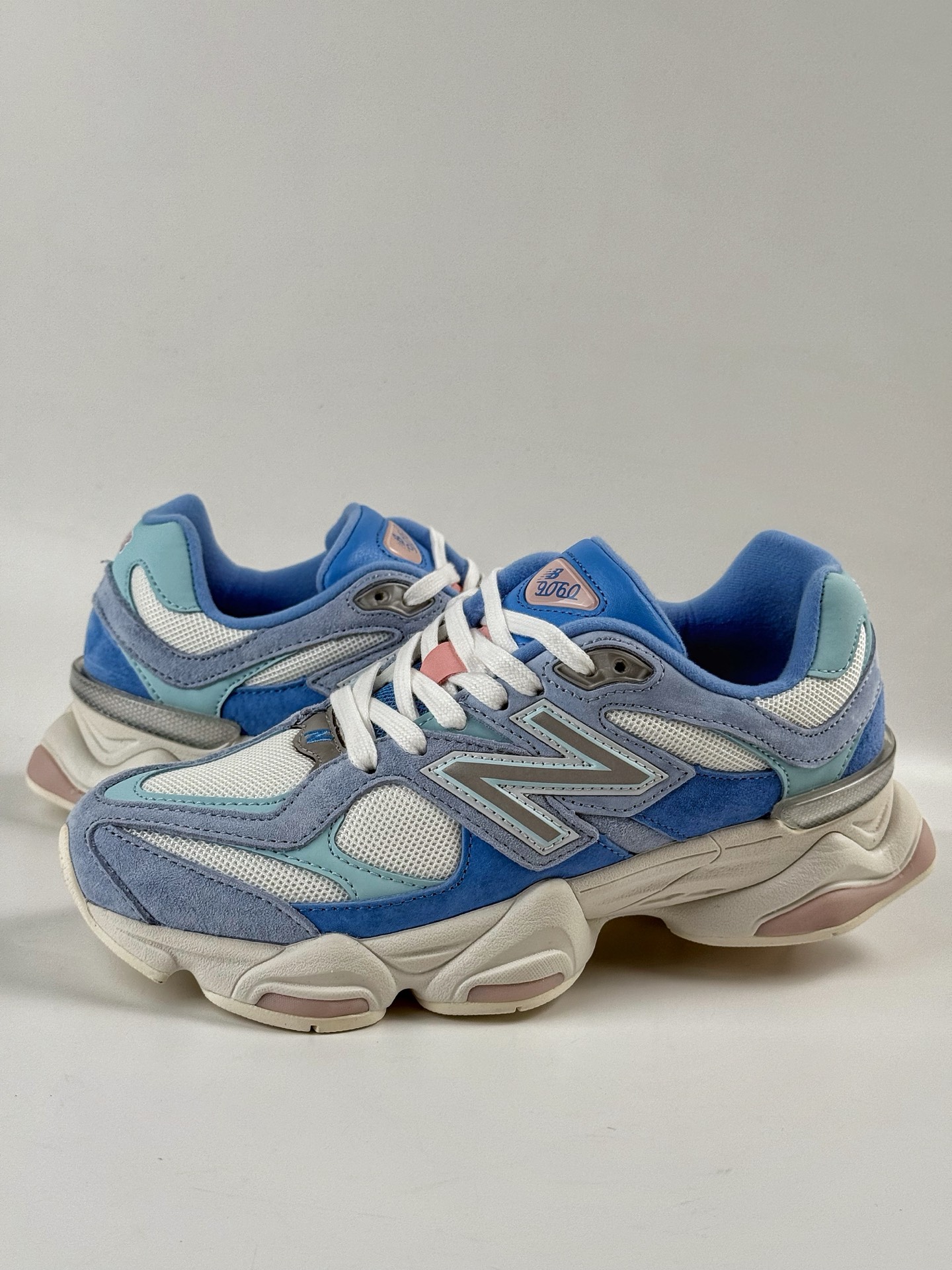 200 Joe Freshgoods x New Balance 版本 NB9060 联名款 复古休闲运动慢跑鞋  U9060NAF