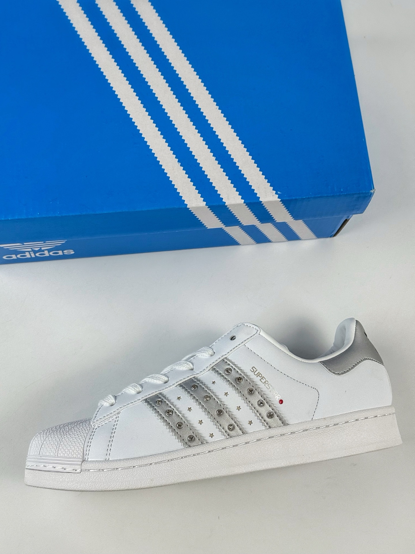 140 AdidOriginals Superstar 白灰  JR4505