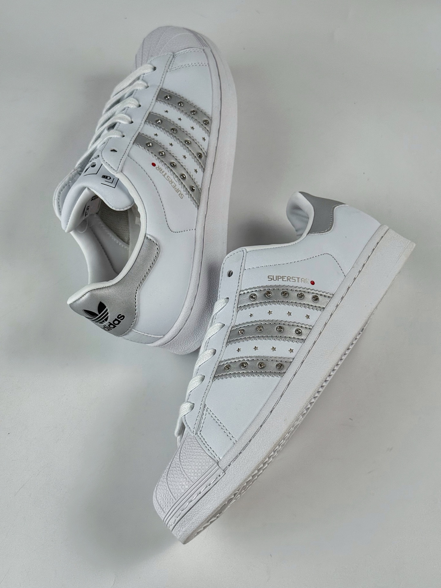 140 AdidOriginals Superstar 白灰  JR4505