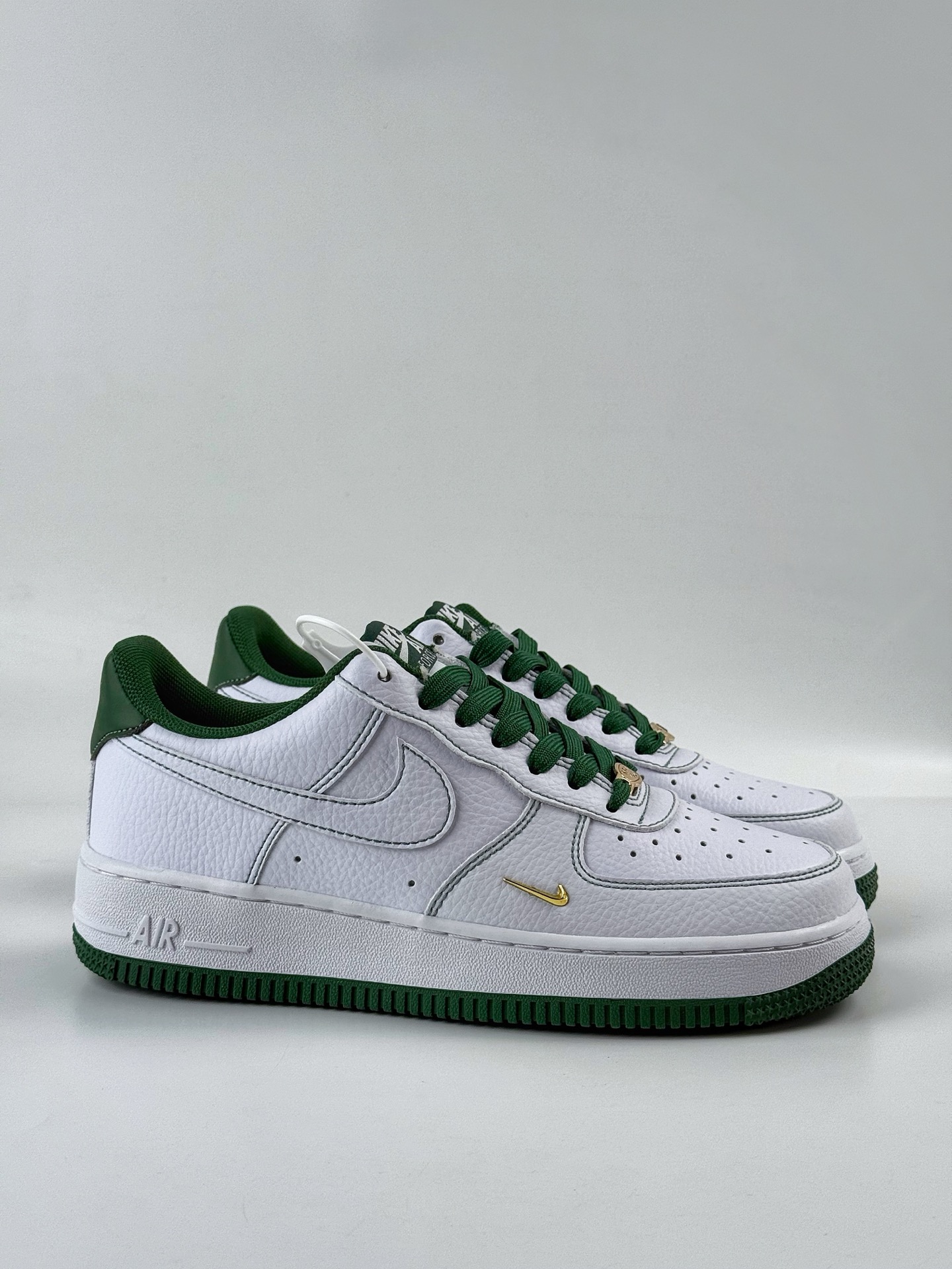 200 Nike Air Force 1 Low 07 白绿小勾 IB6543-102