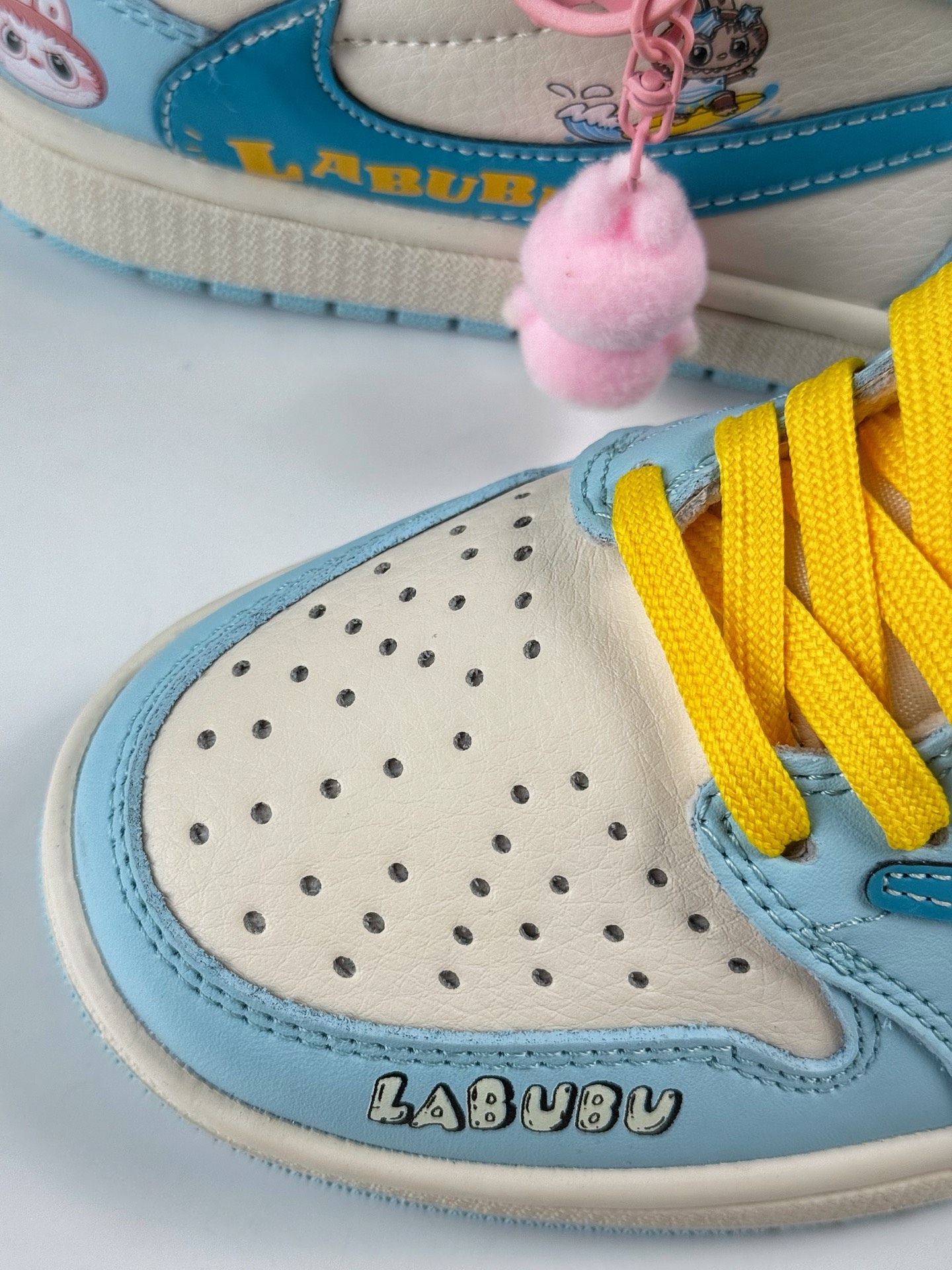 280 Travis Scott x Nike Air Jordan 1 Low x LABUBU Air Jordan 1 Low 反转蓝白拉布布倒钩 LD2028-054-Chinese UA Cheap High Quatity Brand Clothes Bags handbags Sneakers wholesale wholesaler seller from China Factory suppliers Fashion Clothing Shoes best Quality Beautiful Price 280 Travis Scott x Nike Air Jordan 1 Low x LABUBU Air Jordan 1 Low 反转蓝白拉布布倒钩 LD2028-054