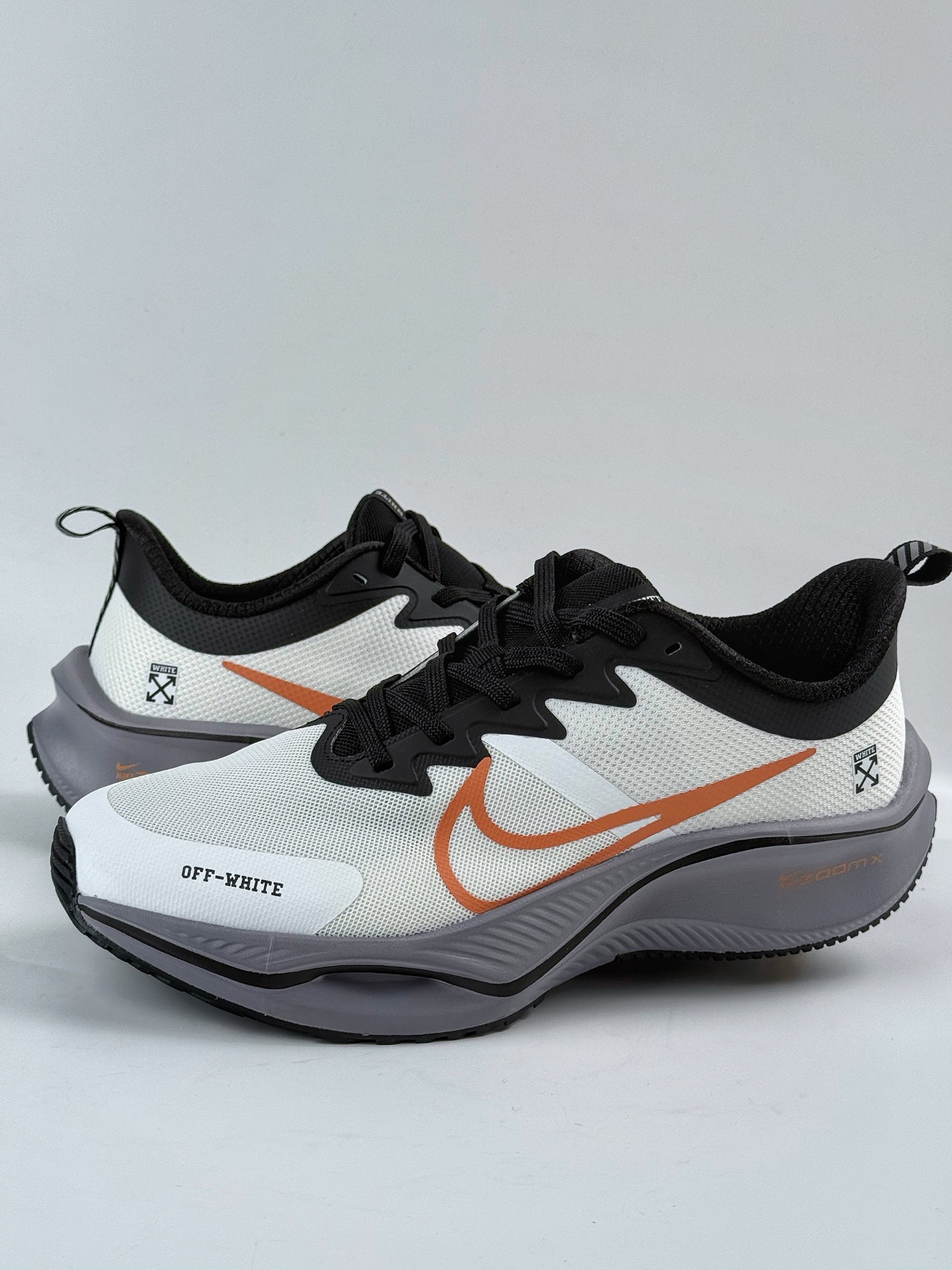 200 NIKE ZOOM PLUS x OFF-WHITE 全新跑鞋  CK4318-154