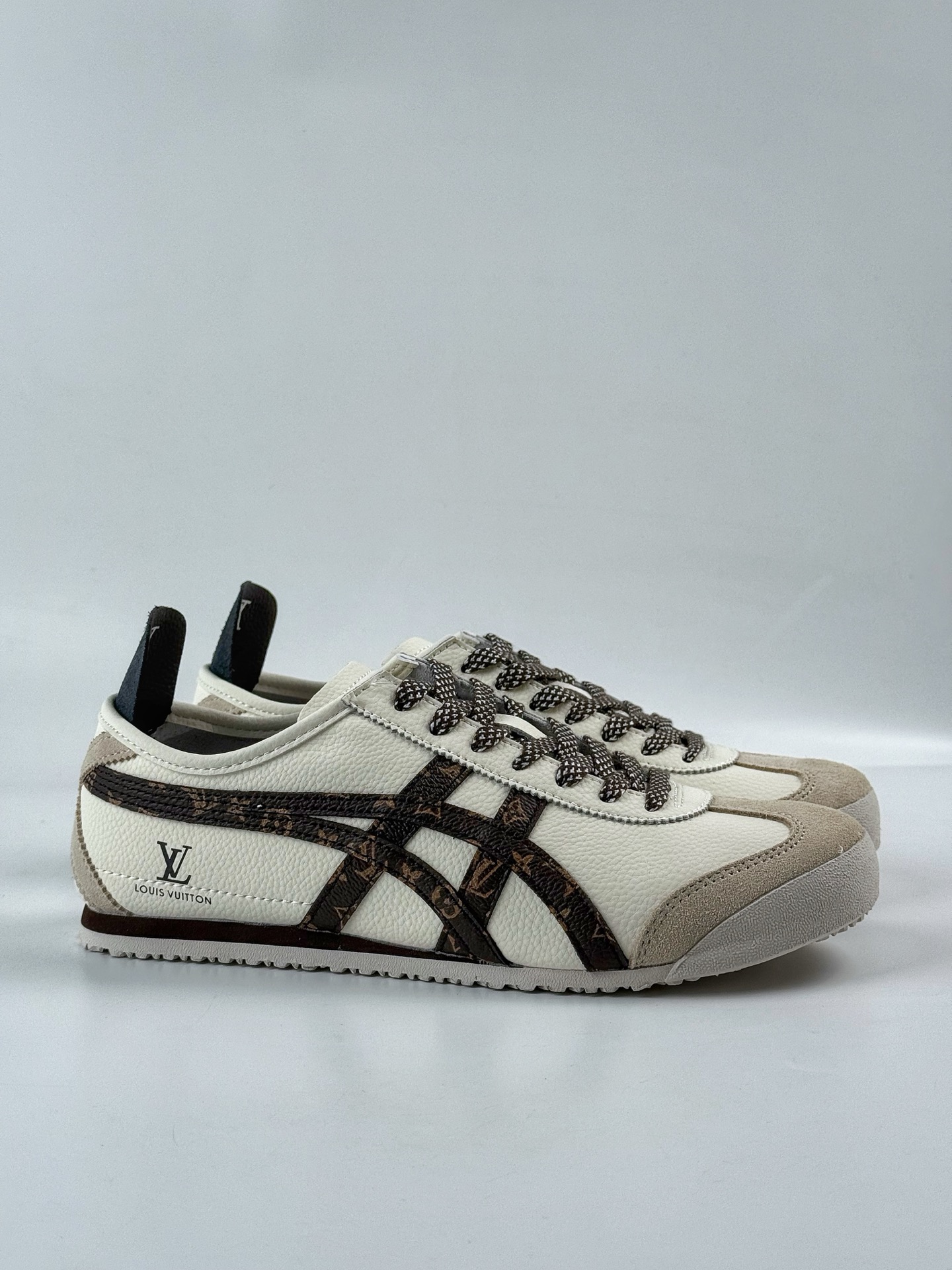 220 Onitsuka Tiger Mexico 66 Paraty x Louis Vuitton 百搭单品 板鞋  DL408-139