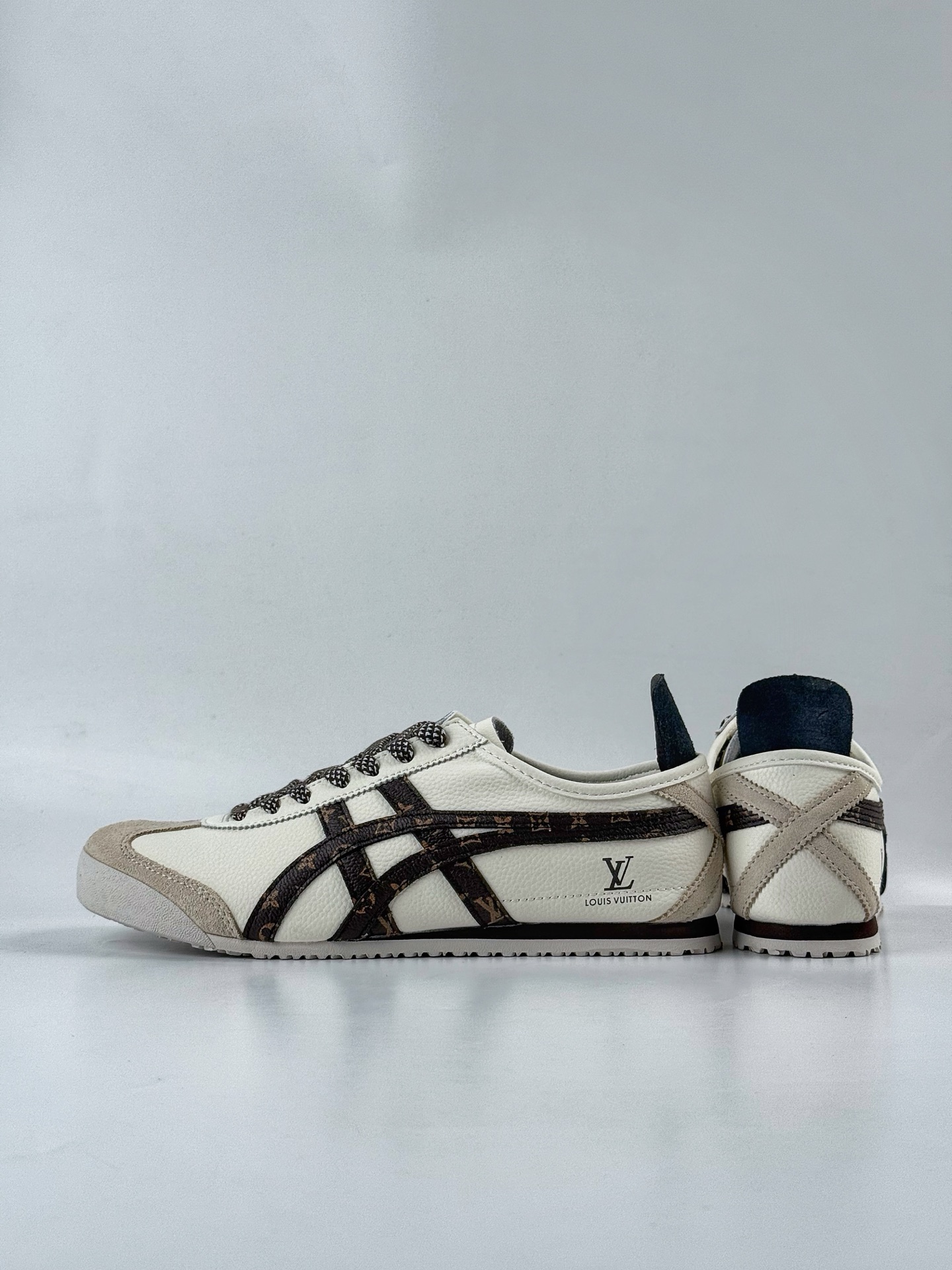 220 Onitsuka Tiger Mexico 66 Paraty x Louis Vuitton 百搭单品 板鞋  DL408-139