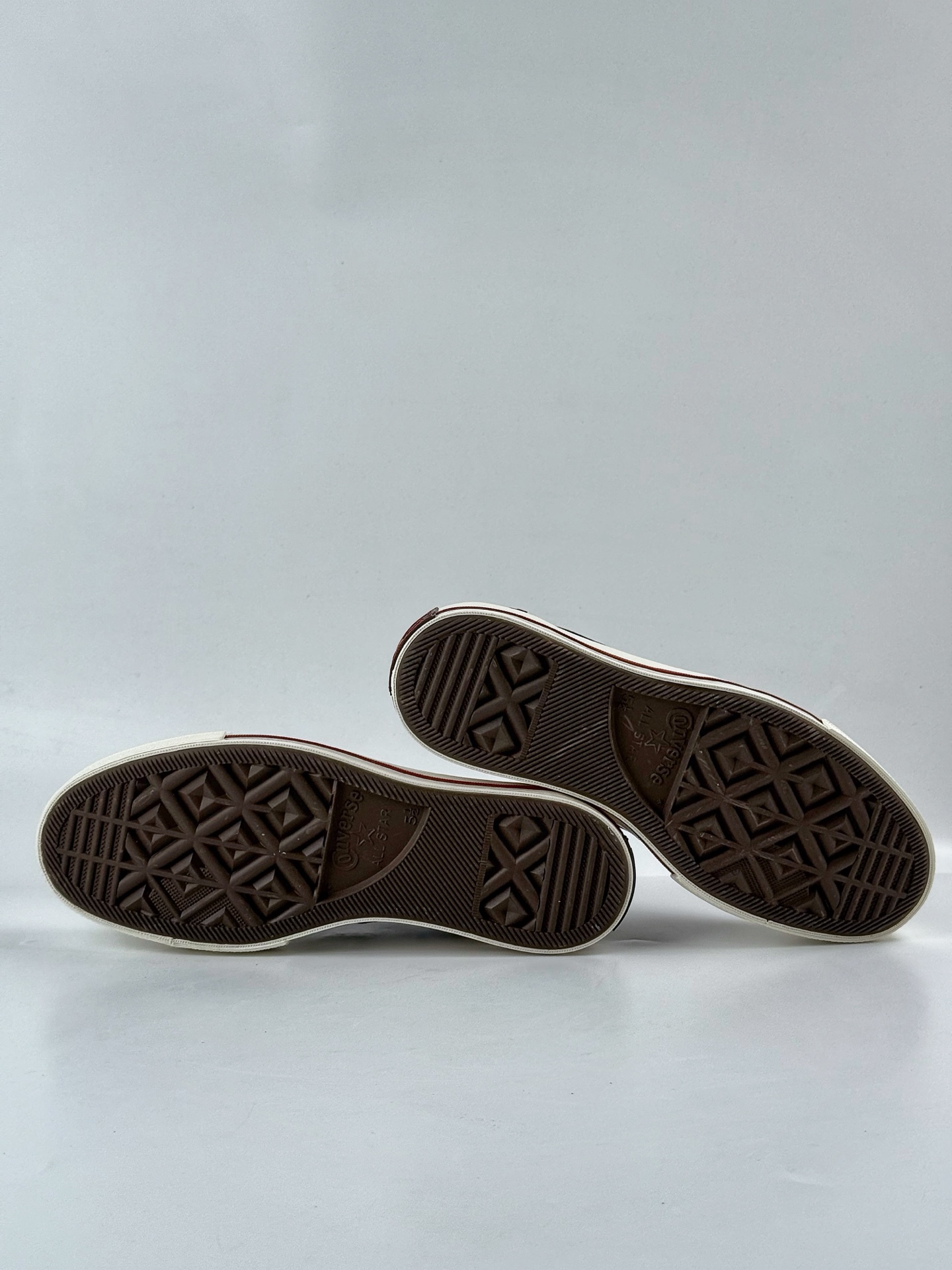 140 王源同款 Converse 1970S 2025七夕情人节限定 A16577-Chinese UA Cheap High Quatity Brand Clothes Bags handbags Sneakers wholesale wholesaler seller from China Factory suppliers Fashion Clothing Shoes best Quality Beautiful Price 140 王源同款 Converse 1970S 2025七夕情人节限定 A16577