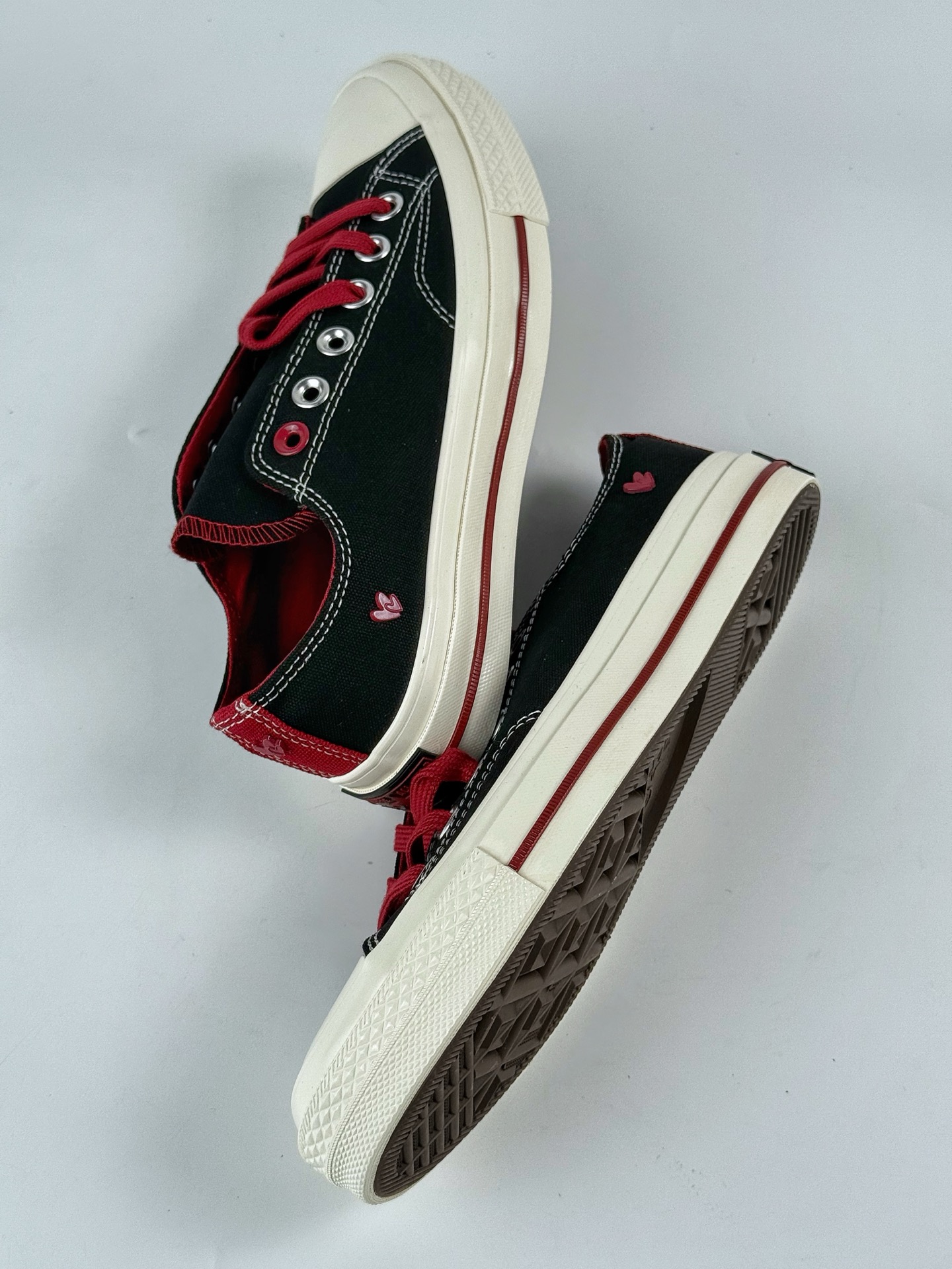 140 王源同款 Converse 1970S 2025七夕情人节限定 A16577-Chinese UA Cheap High Quatity Brand Clothes Bags handbags Sneakers wholesale wholesaler seller from China Factory suppliers Fashion Clothing Shoes best Quality Beautiful Price 140 王源同款 Converse 1970S 2025七夕情人节限定 A16577