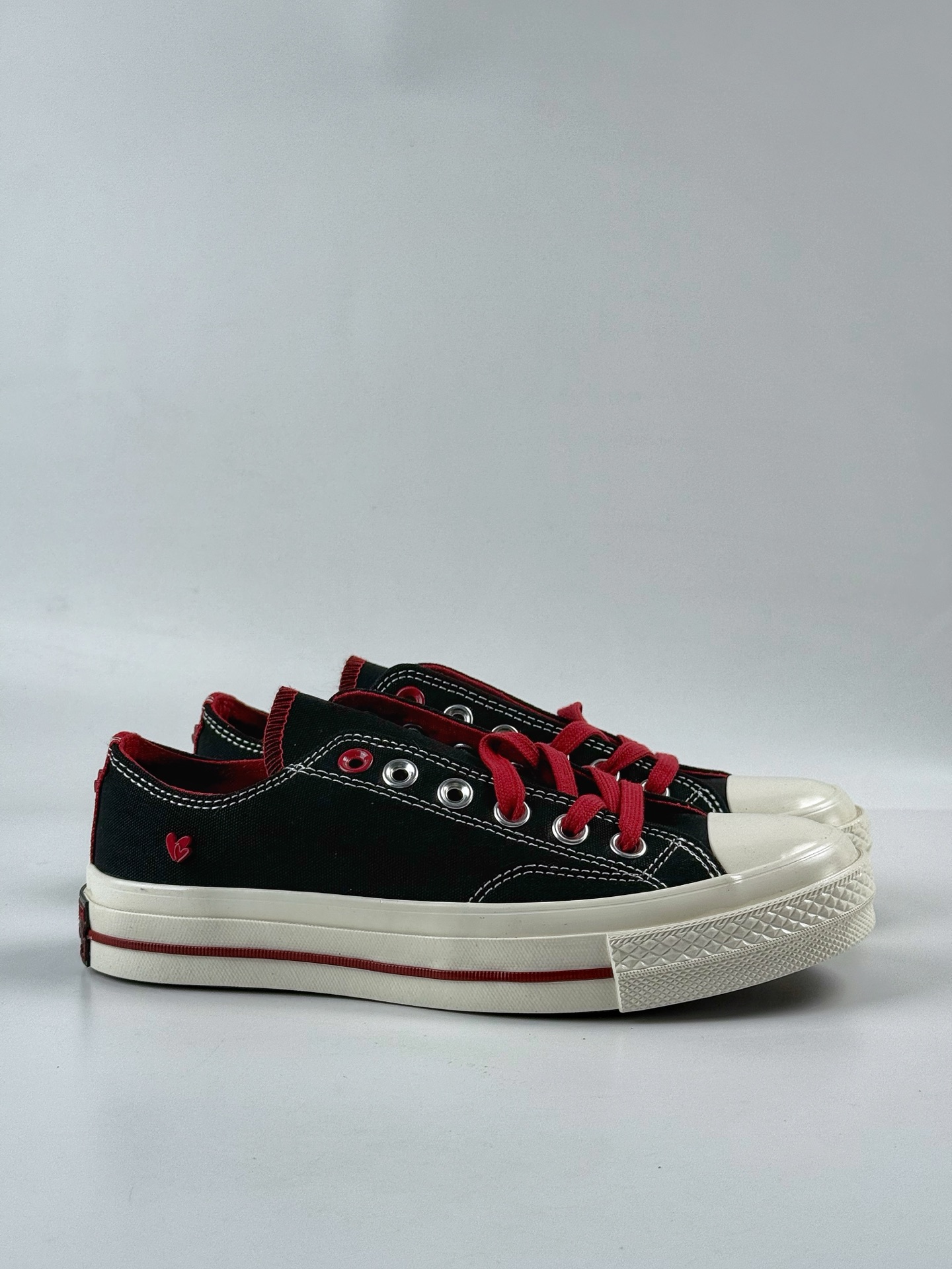 140 王源同款 Converse 1970S 2025七夕情人节限定 A16577-Chinese UA Cheap High Quatity Brand Clothes Bags handbags Sneakers wholesale wholesaler seller from China Factory suppliers Fashion Clothing Shoes best Quality Beautiful Price 140 王源同款 Converse 1970S 2025七夕情人节限定 A16577