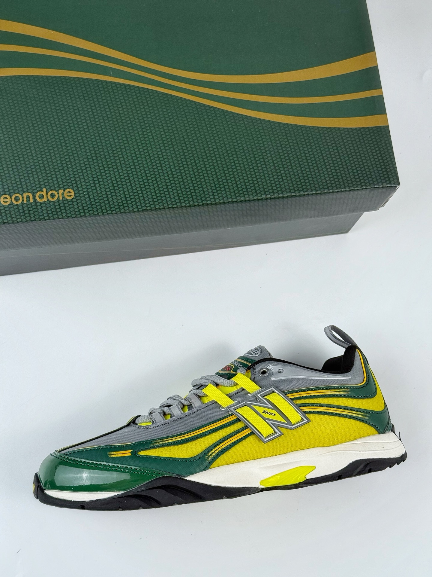 190 AIME LEON DORE × New Balance RC56系列 新百伦 NB 舒适耐磨 低帮 休闲跑步鞋 URC56AD1