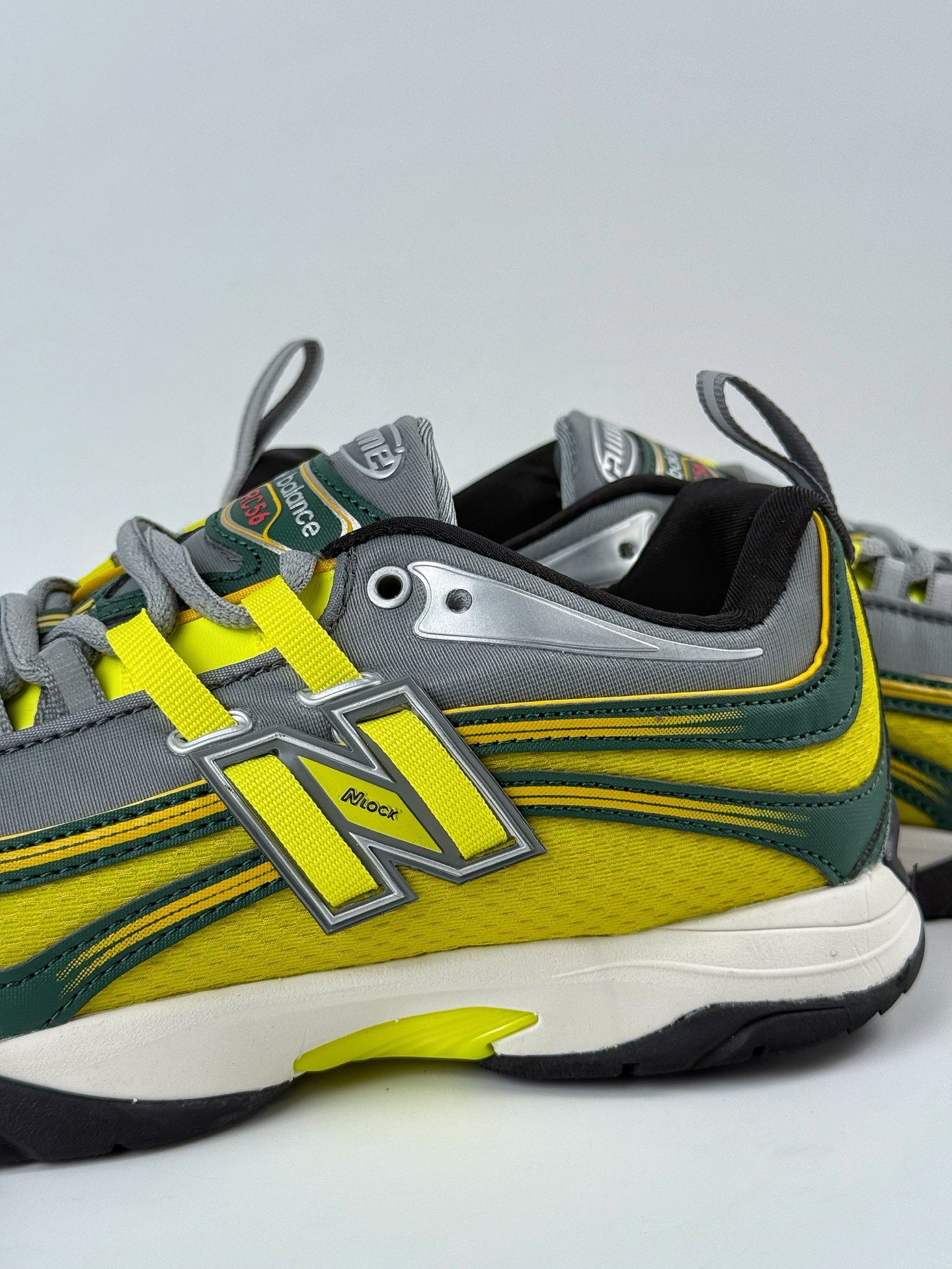 190 AIME LEON DORE × New Balance RC56系列 新百伦 NB 舒适耐磨 低帮 休闲跑步鞋 URC56AD1