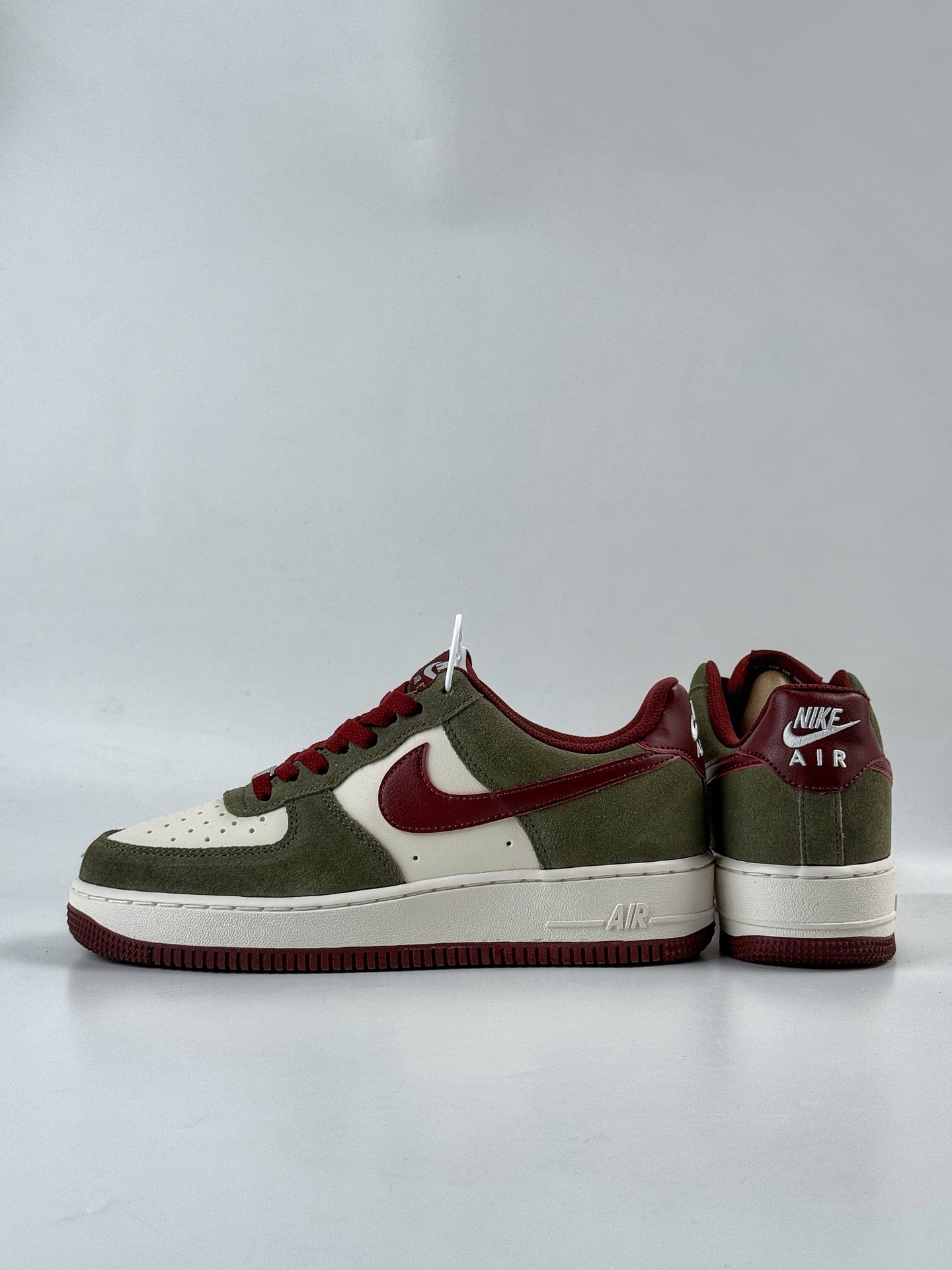 200 Nike Air Force 1 Low 07 绿白红  FQ8714-302