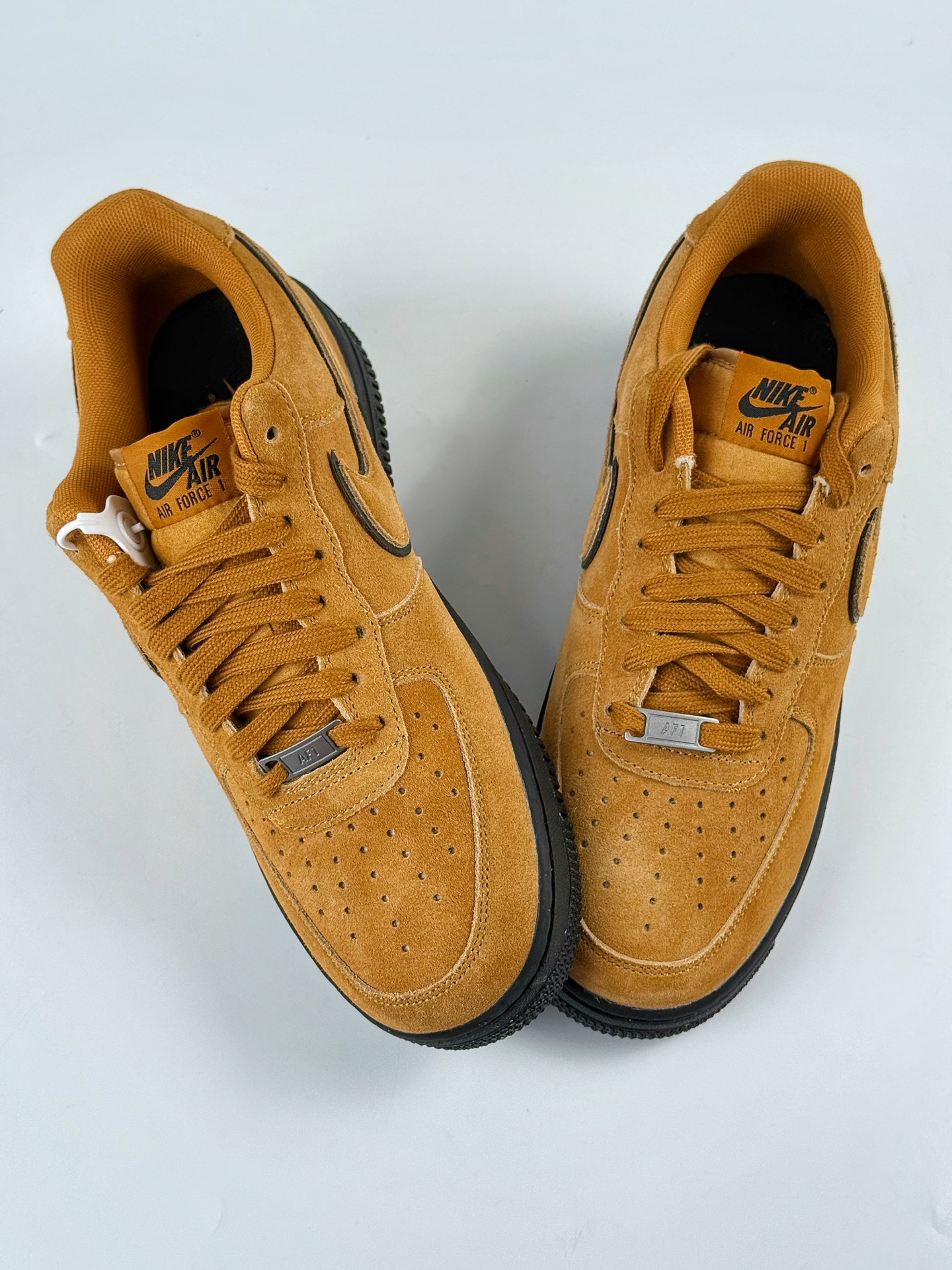 200 Nike Air Force 1 Low 07 绒毛棕黑  HQ1966-700
