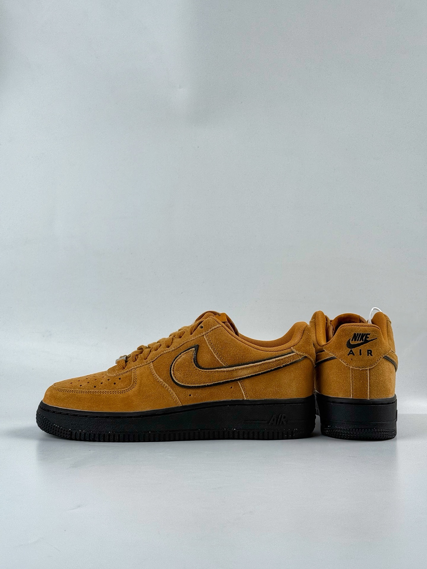 200 Nike Air Force 1 Low 07 绒毛棕黑  HQ1966-700