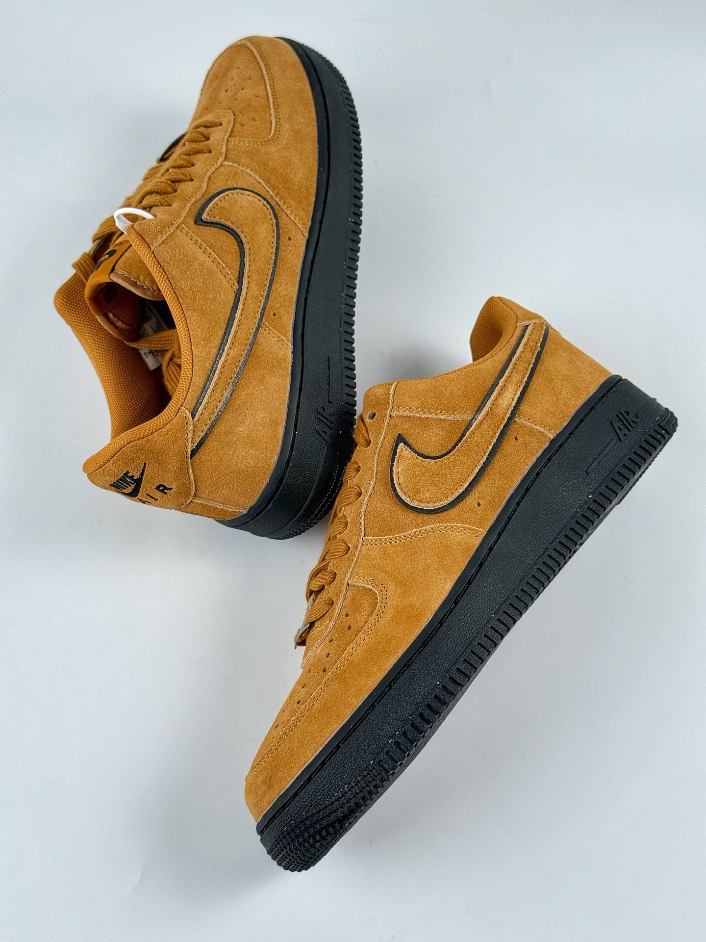 200 Nike Air Force 1 Low 07 绒毛棕黑  HQ1966-700