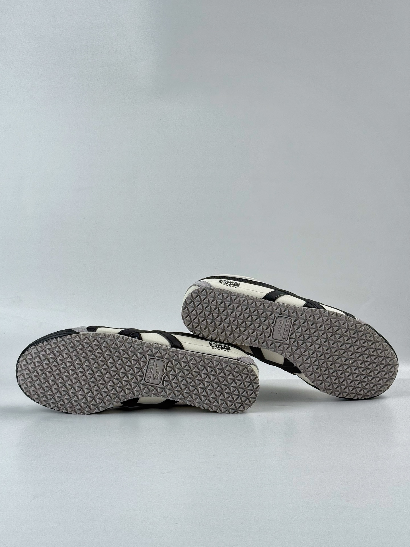 Onitsuka Tiger Mexico 66 Paraty x Stussy 百搭单品 板鞋  DL408-135-莆田鞋,莆田鞋货源,高仿鞋,高仿鞋货源,安福档口,莆田高仿鞋,莆田鞋批发,高仿鞋批发,莆田高仿运动鞋,高仿运动鞋,莆田运动鞋 Onitsuka Tiger Mexico 66 Paraty x Stussy 百搭单品 板鞋  DL408-135