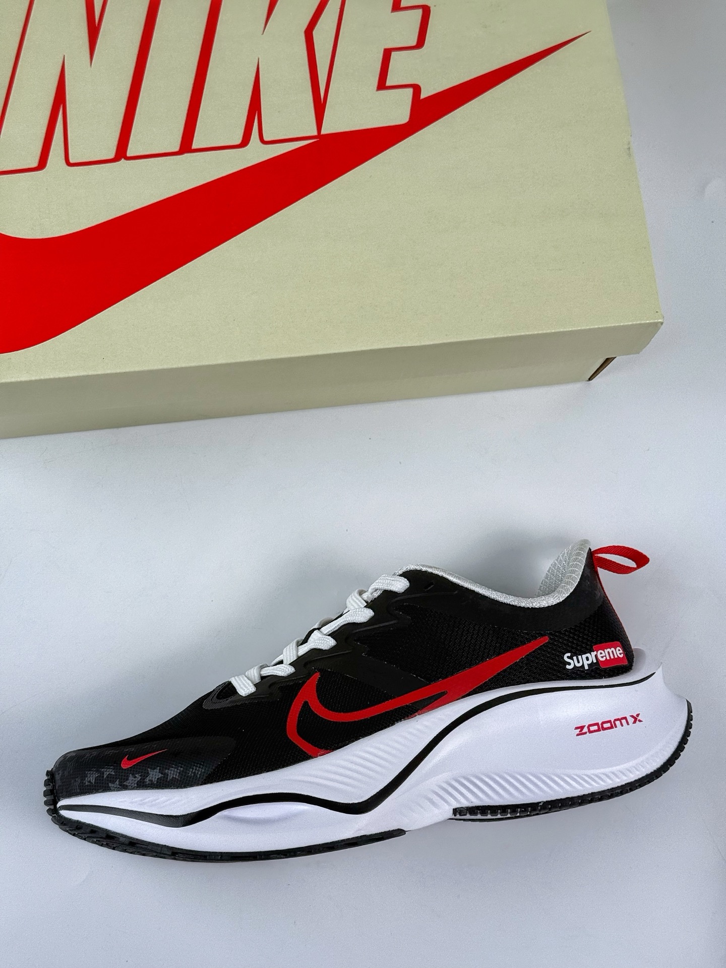 NIKE ZOOM PLUS x Superme 全新跑鞋  CK4318-150