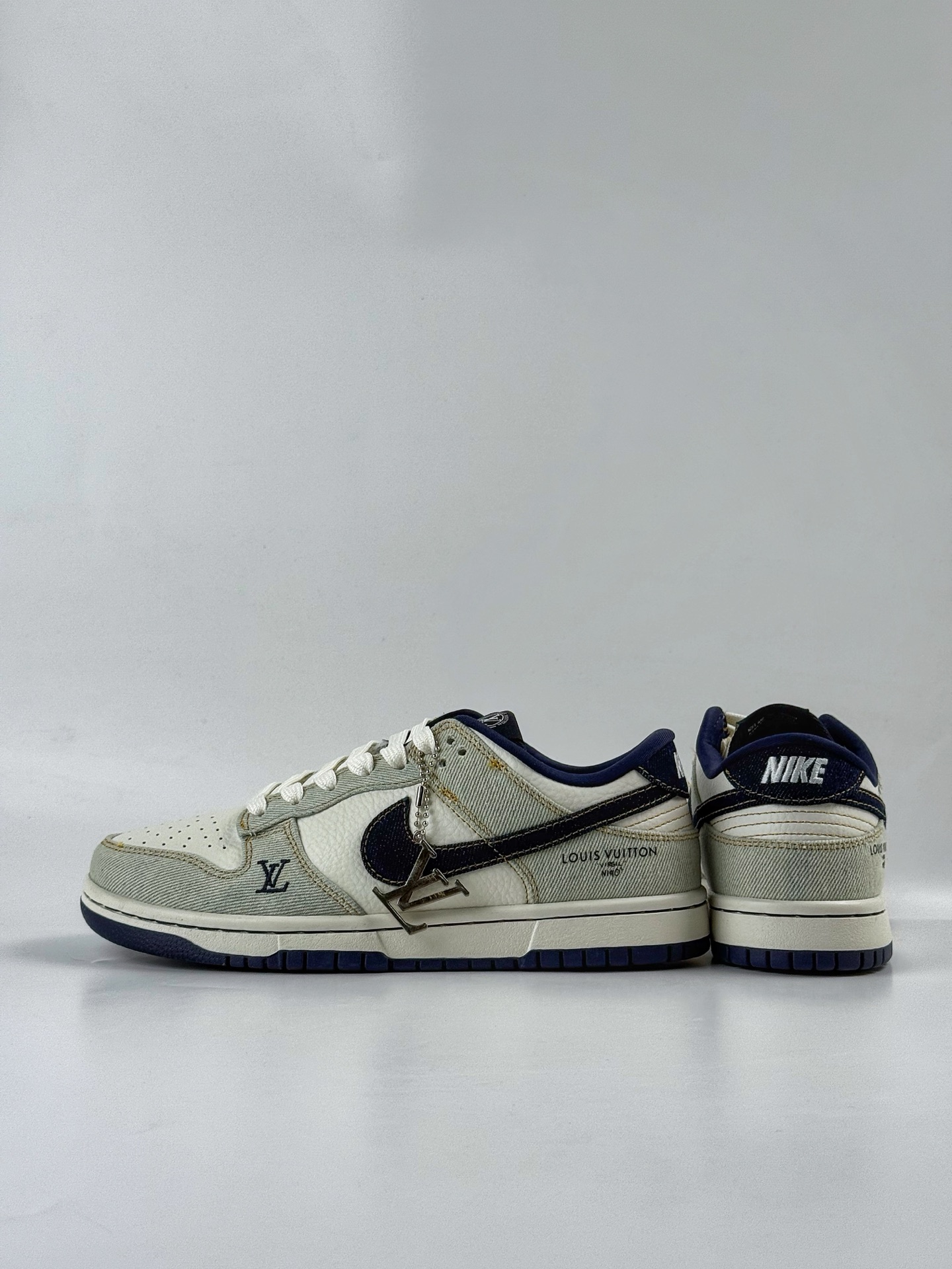 280 NIKE SB Dunk Low RETRO x Louis Vuitton 绿白  SC0601-450