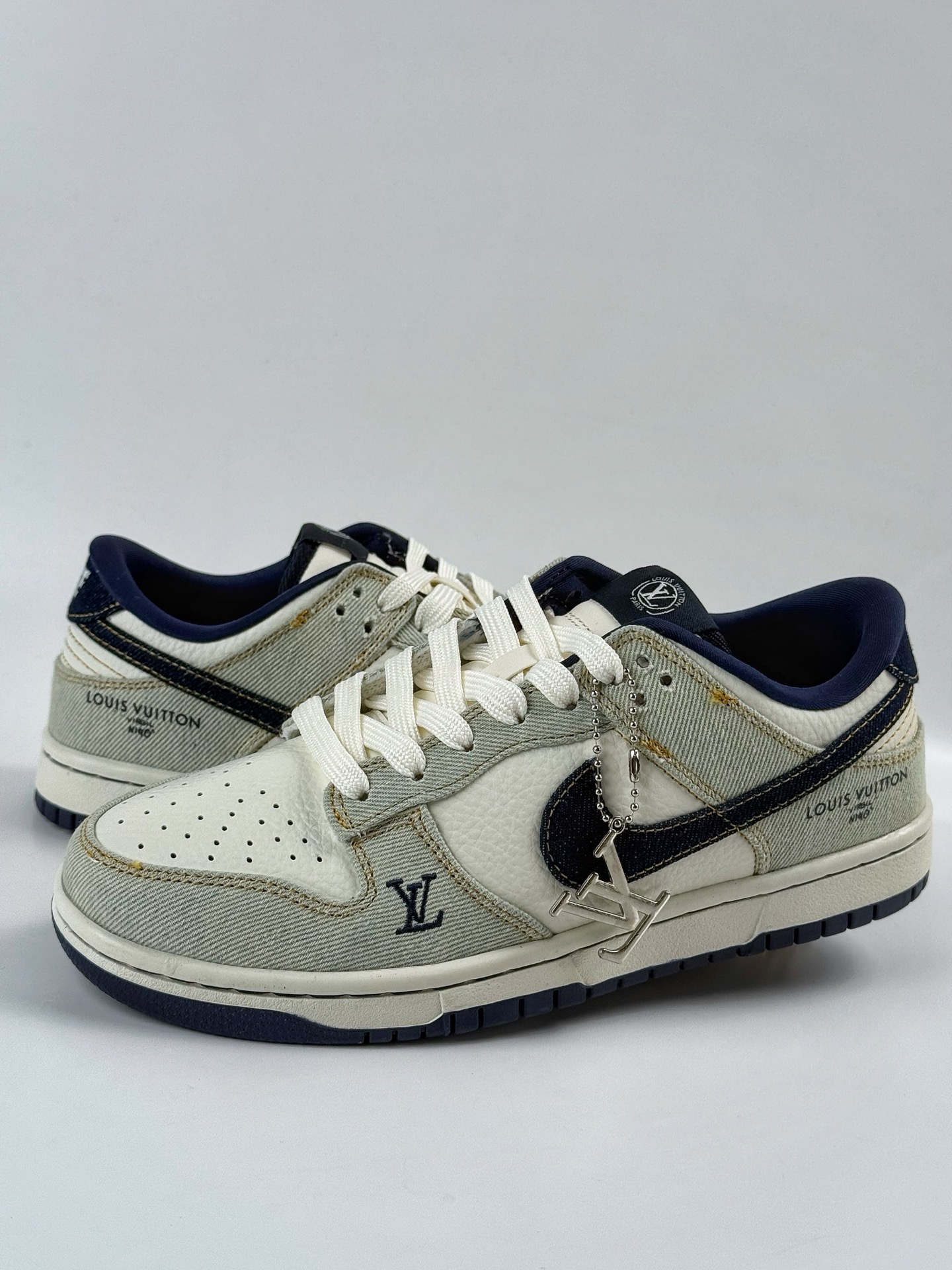 280 NIKE SB Dunk Low RETRO x Louis Vuitton 绿白  SC0601-450