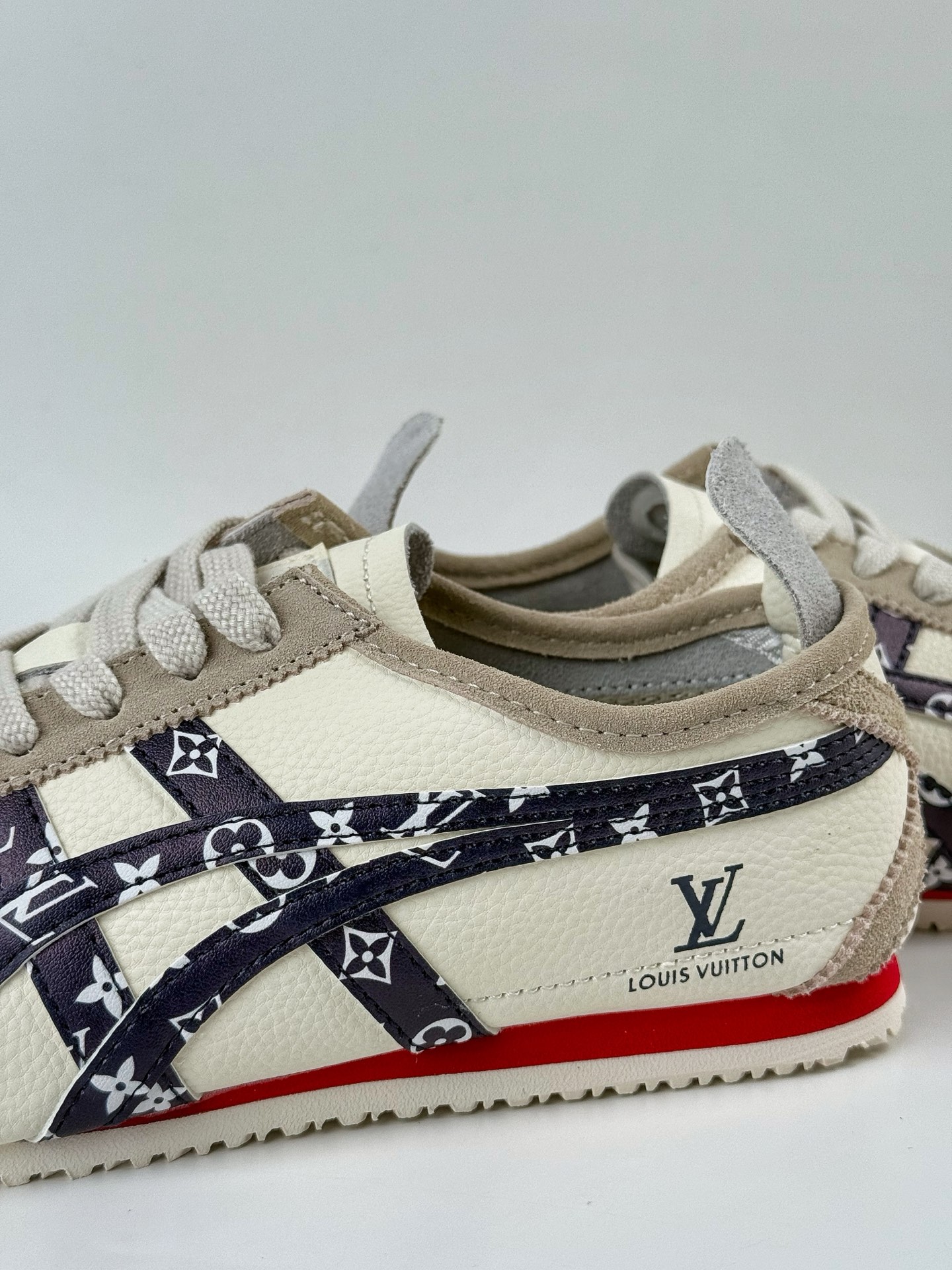 Onitsuka Tiger Mexico 66 Paraty x Louis Vuitton 百搭单品 板鞋 DL408-144