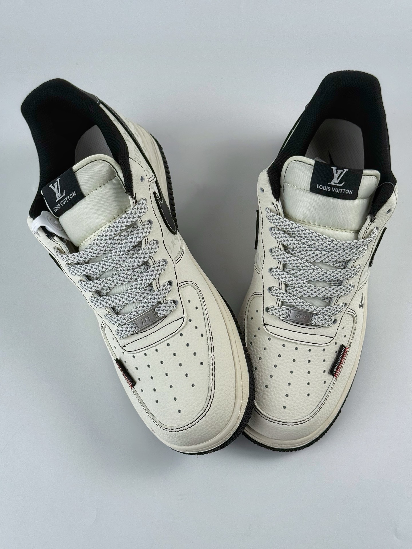 Nike Air Force 1 Low 07 x Louis Vuitton 白黑满天星 CS5050-Y09-莆田鞋,莆田鞋货源,高仿鞋,高仿鞋货源,安福档口,莆田高仿鞋,莆田鞋批发,高仿鞋批发,莆田高仿运动鞋,高仿运动鞋,莆田运动鞋 Nike Air Force 1 Low 07 x Louis Vuitton 白黑满天星 CS5050-Y09