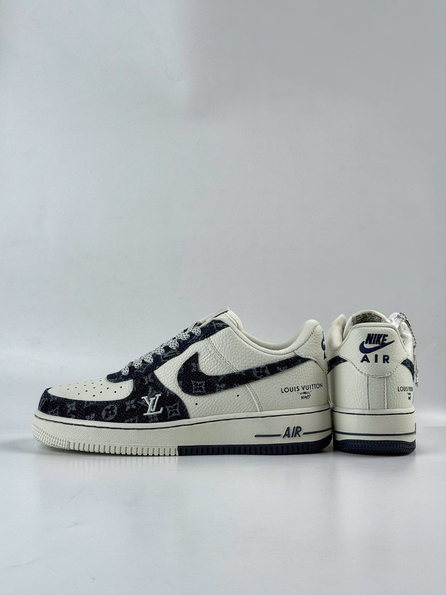 Nike Air Force 1 Low 07 x Louis Vuitton 黑白牛仔满天星 SC0601-553-莆田鞋,莆田鞋货源,高仿鞋,高仿鞋货源,安福档口,莆田高仿鞋,莆田鞋批发,高仿鞋批发,莆田高仿运动鞋,高仿运动鞋,莆田运动鞋 Nike Air Force 1 Low 07 x Louis Vuitton 黑白牛仔满天星 SC0601-553