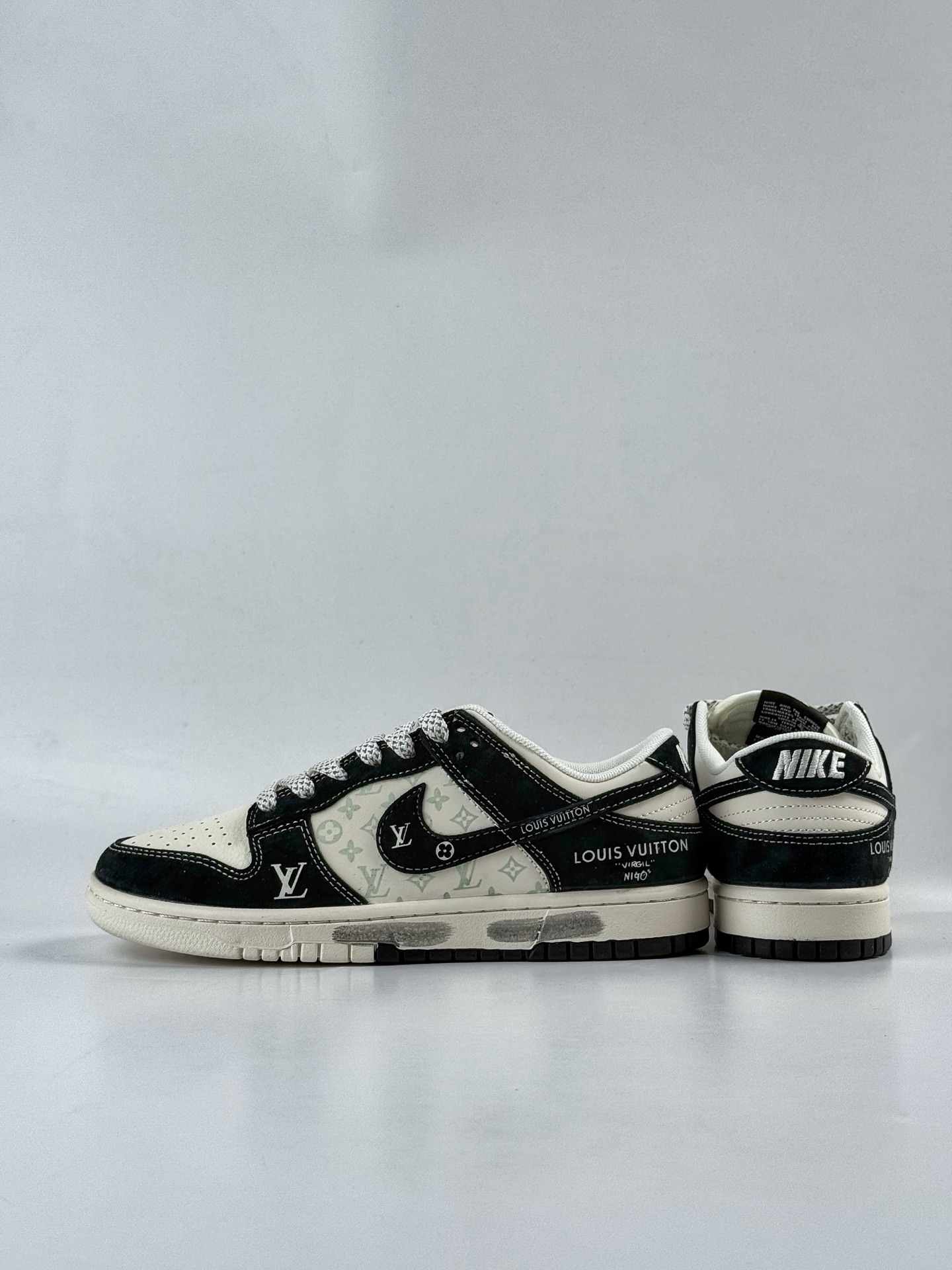 Nike SB Dunk Low x Louis Vuitton 黑白满天星  CX5050-Y03