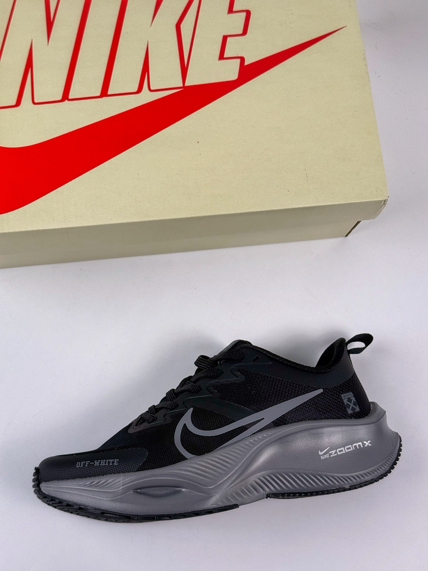 NIKE ZOOM PLUS x OFF-WHITE 全新跑鞋 CK4318-152-莆田鞋,莆田鞋货源,高仿鞋,高仿鞋货源,安福档口,莆田高仿鞋,莆田鞋批发,高仿鞋批发,莆田高仿运动鞋,高仿运动鞋,莆田运动鞋 NIKE ZOOM PLUS x OFF-WHITE 全新跑鞋 CK4318-152