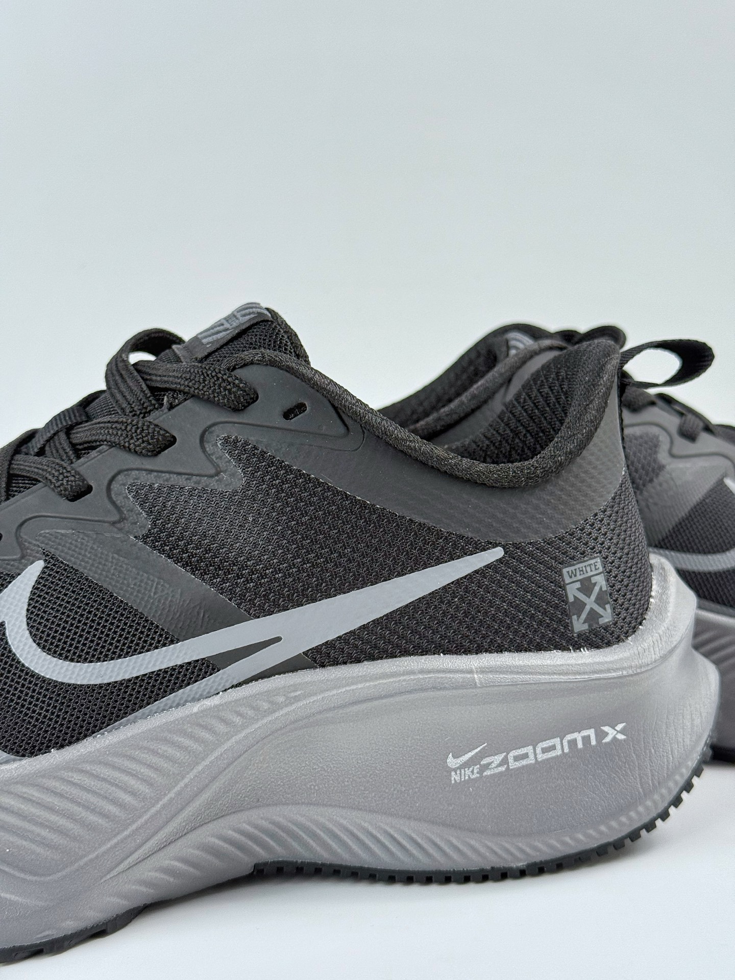 NIKE ZOOM PLUS x OFF-WHITE 全新跑鞋 CK4318-152-莆田鞋,莆田鞋货源,高仿鞋,高仿鞋货源,安福档口,莆田高仿鞋,莆田鞋批发,高仿鞋批发,莆田高仿运动鞋,高仿运动鞋,莆田运动鞋 NIKE ZOOM PLUS x OFF-WHITE 全新跑鞋 CK4318-152