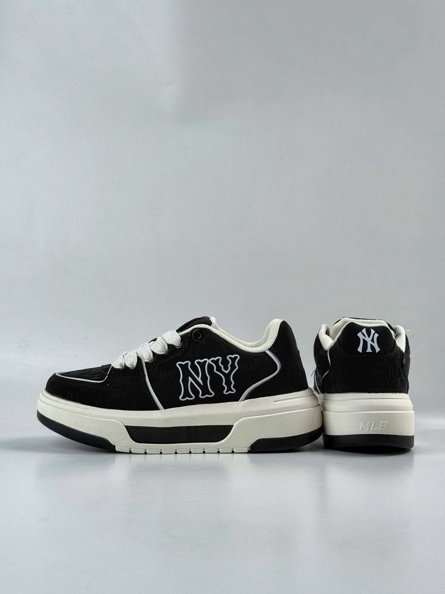 NY美国榄球洋基队 x MLB Chunky Runner Basic 厚底老爹厚底休闲运动慢跑鞋 3ASXE025N
